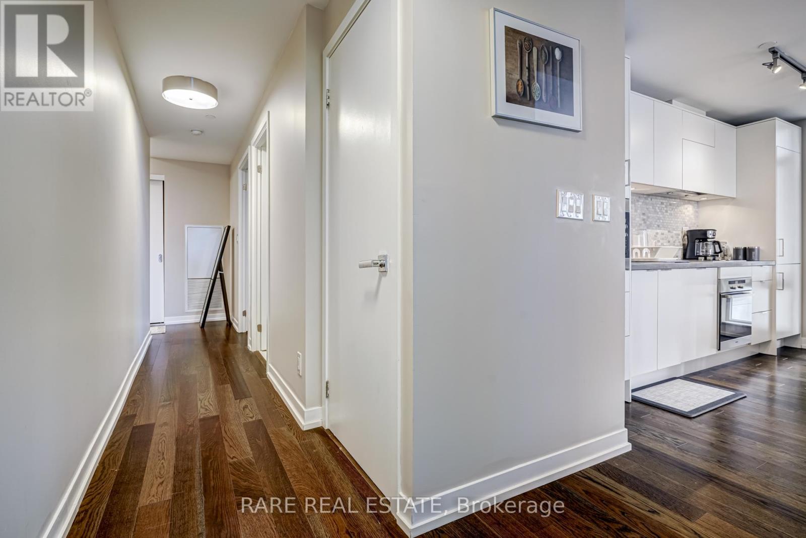 #1902 - 21 Widmer Street, Toronto, Ontario  M5V 2E8 - Photo 11 - C13078926