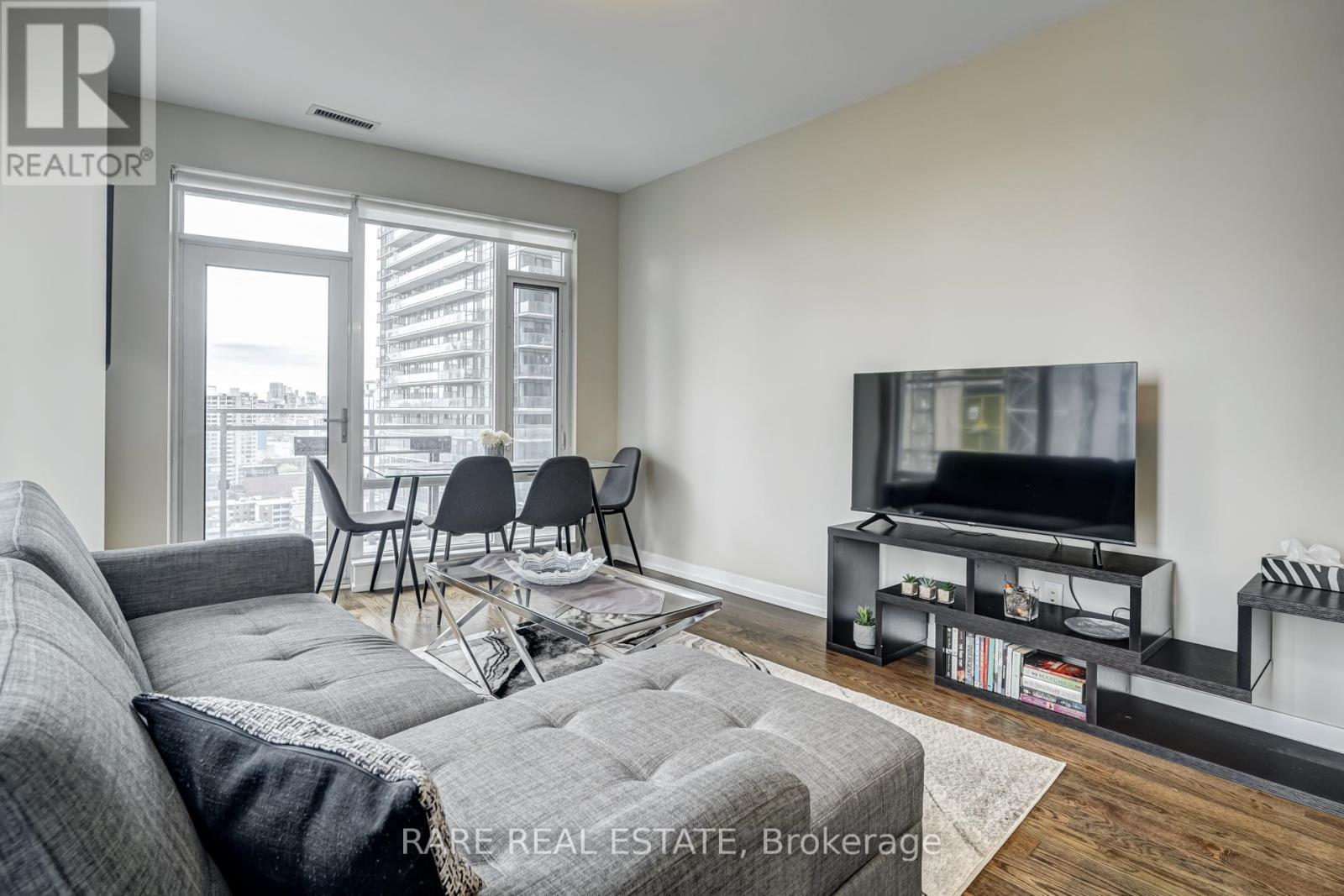 #1902 - 21 Widmer Street, Toronto, Ontario  M5V 2E8 - Photo 13 - C13078926