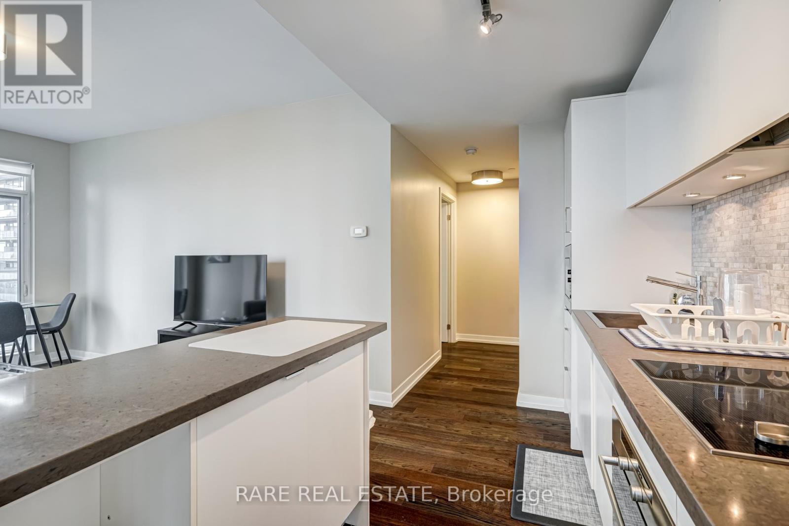 #1902 - 21 Widmer Street, Toronto, Ontario  M5V 2E8 - Photo 18 - C13078926