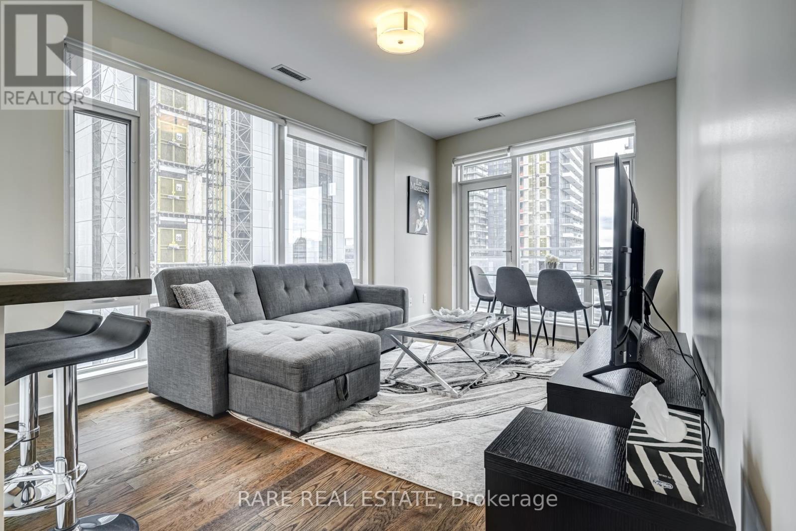 #1902 - 21 Widmer Street, Toronto, Ontario  M5V 2E8 - Photo 2 - C13078926