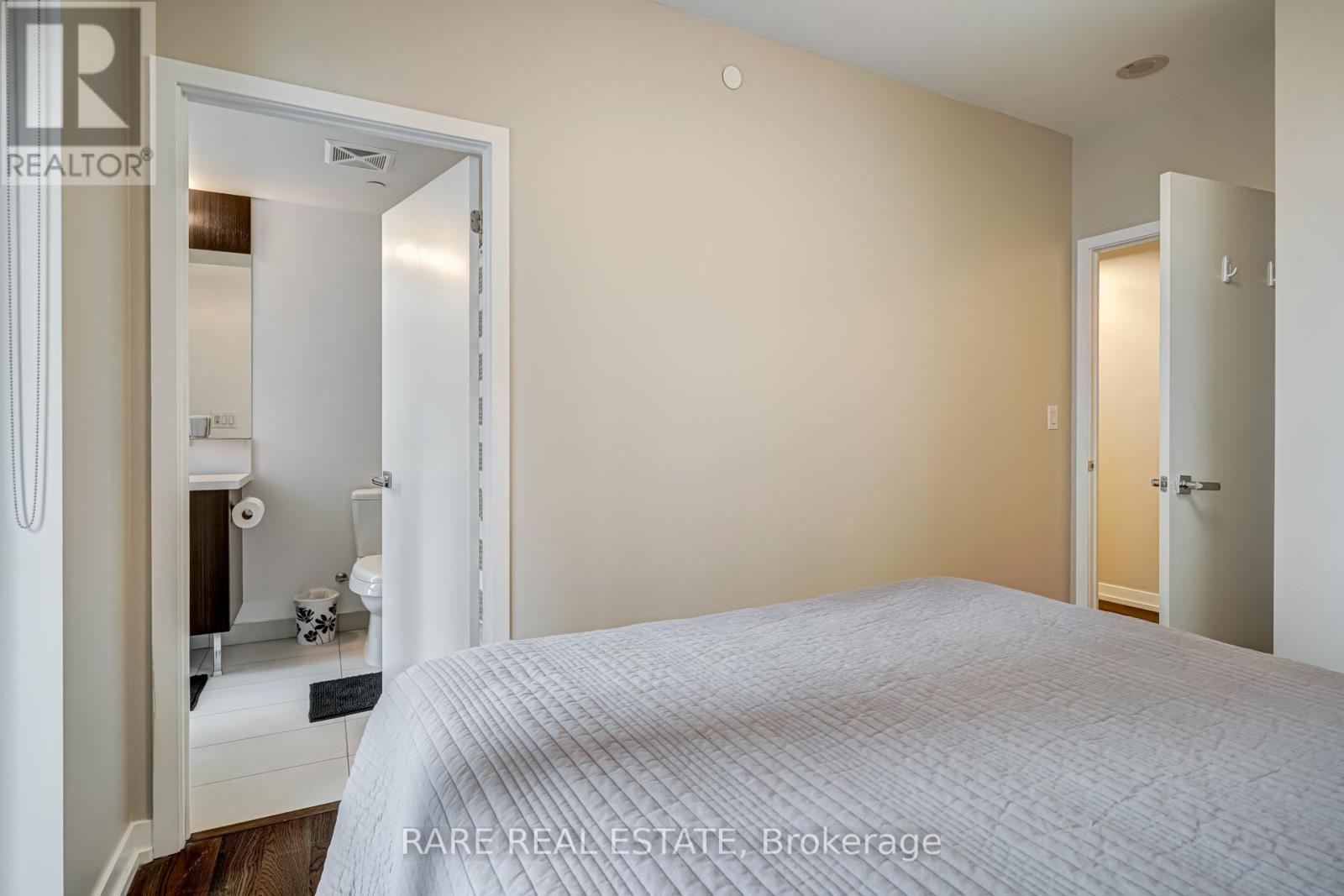 #1902 - 21 Widmer Street, Toronto, Ontario  M5V 2E8 - Photo 22 - C13078926
