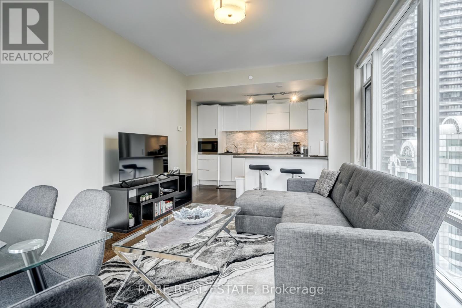 #1902 - 21 Widmer Street, Toronto, Ontario  M5V 2E8 - Photo 4 - C13078926
