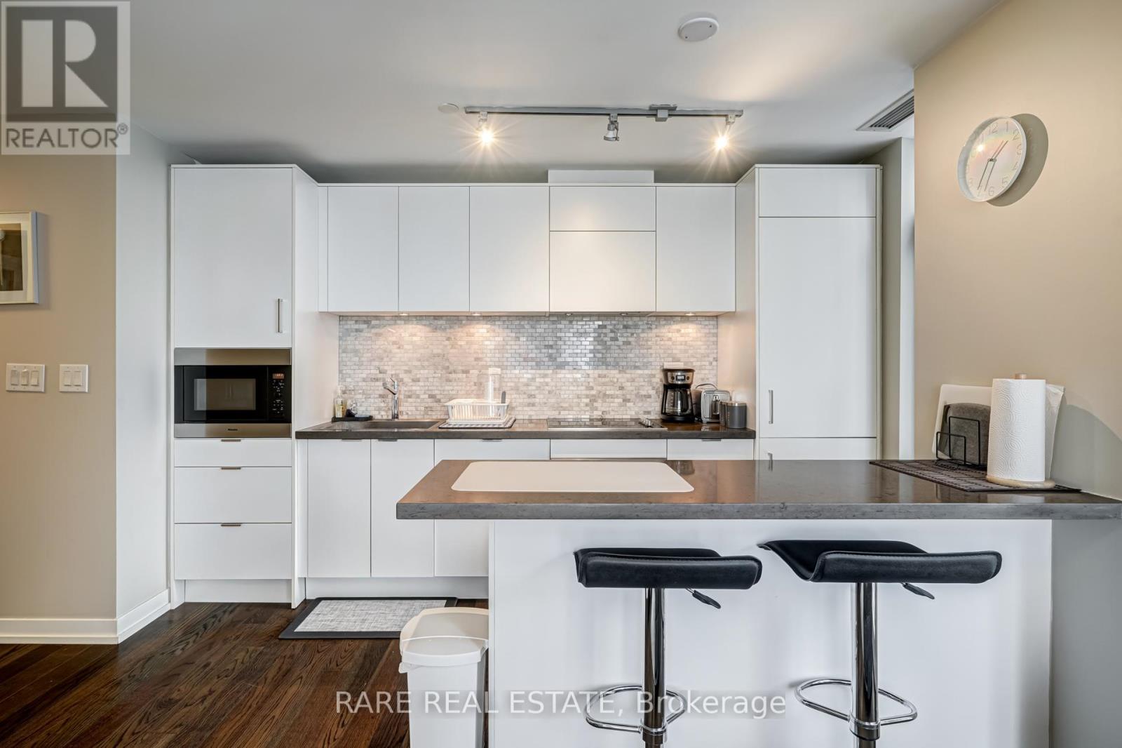 #1902 - 21 Widmer Street, Toronto, Ontario  M5V 2E8 - Photo 6 - C13078926