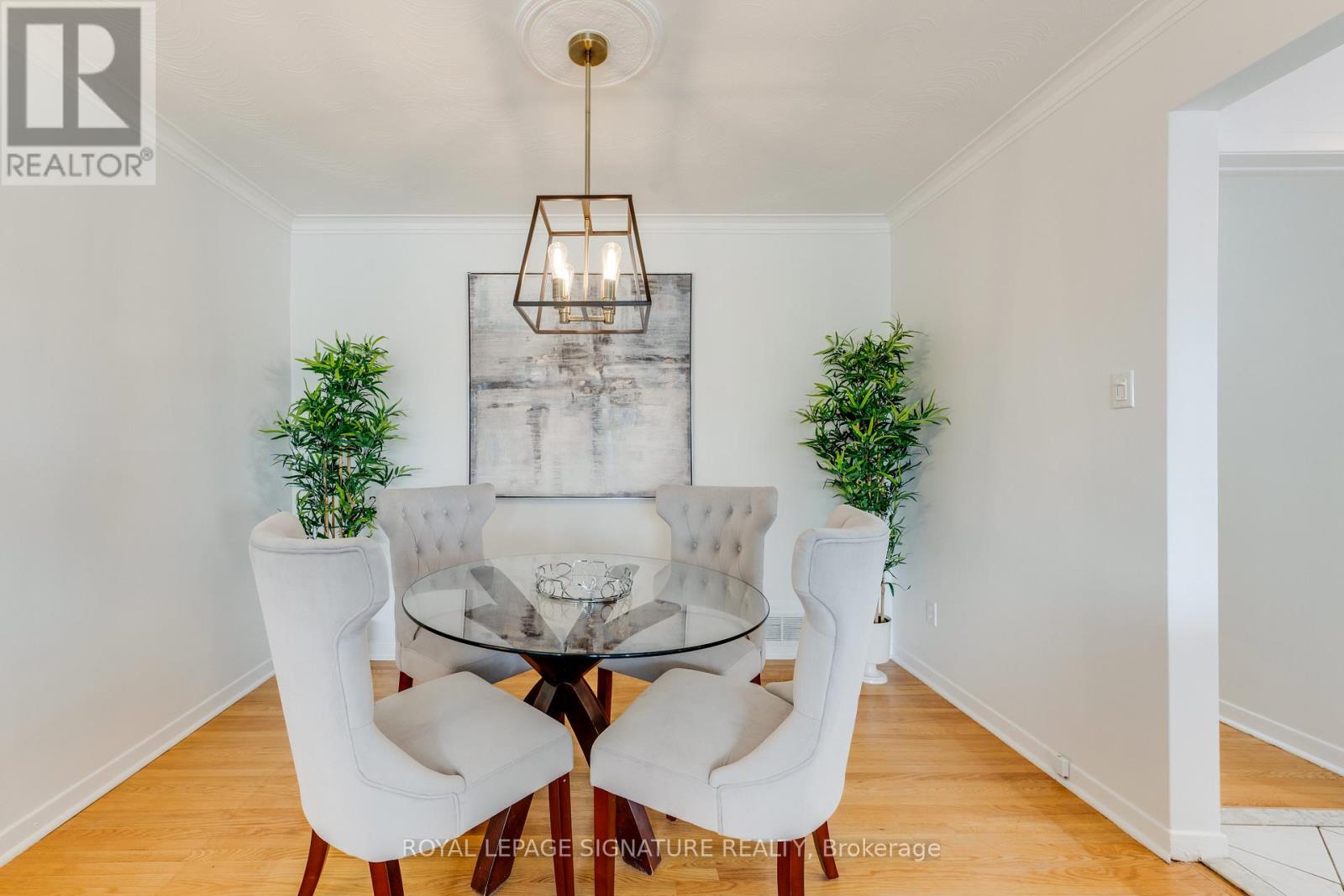 124 Edmonton Drive, Toronto, Ontario  M2J 3X1 - Photo 7 - C13078928