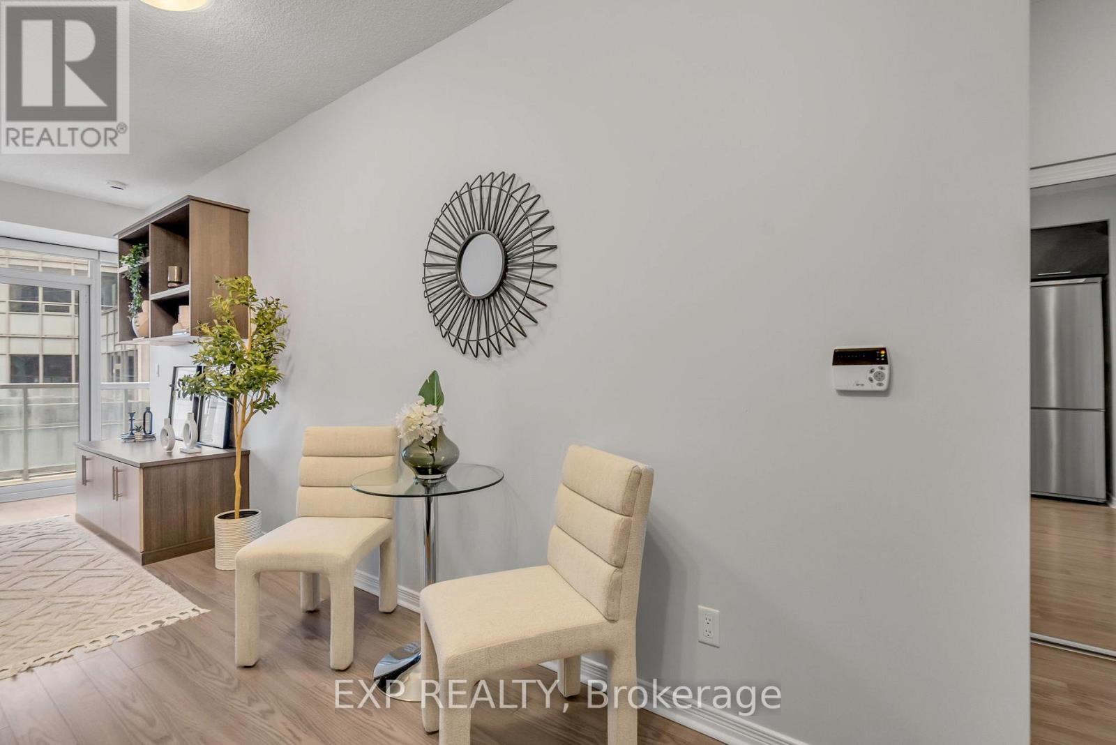 2021 - 352 Front Street W, Toronto, Ontario  M5V 0K3 - Photo 14 - C13078960