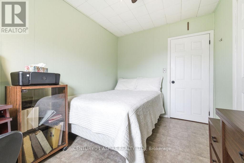 14 Wilbert Street, Petawawa, Ontario  K8H 2C6 - Photo 33 - X13078936