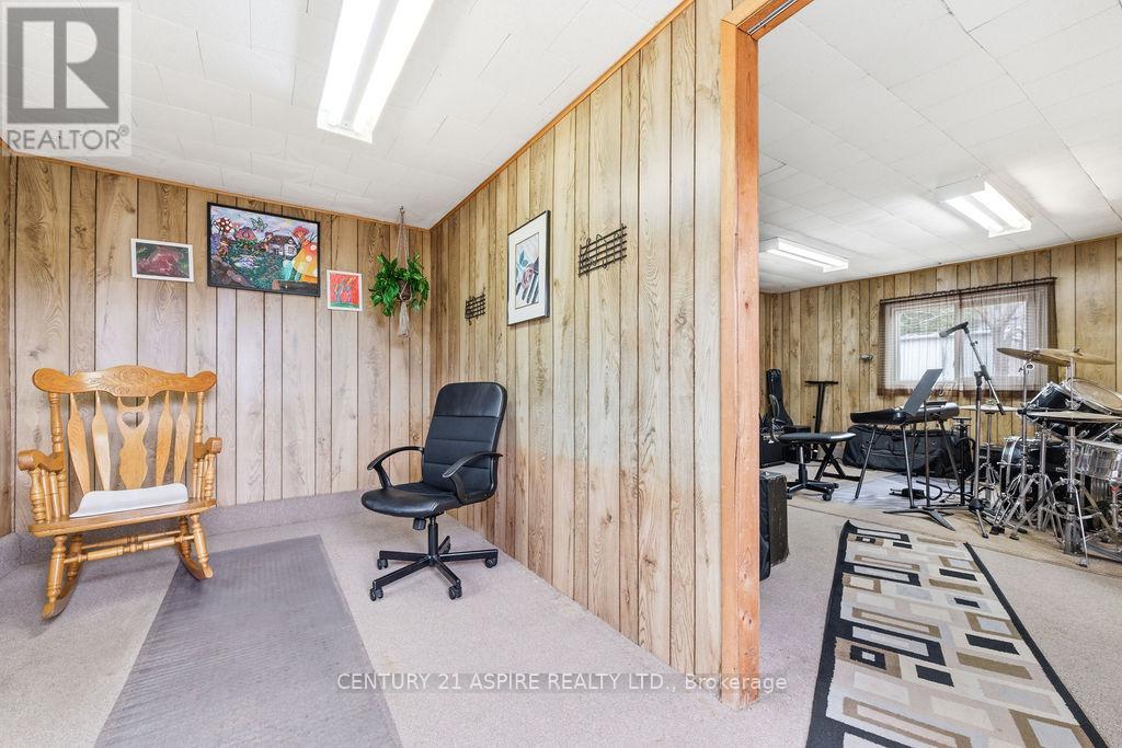 14 Wilbert Street, Petawawa, Ontario  K8H 2C6 - Photo 38 - X13078936