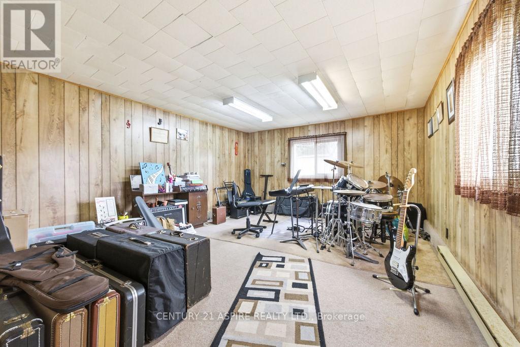 14 Wilbert Street, Petawawa, Ontario  K8H 2C6 - Photo 41 - X13078936