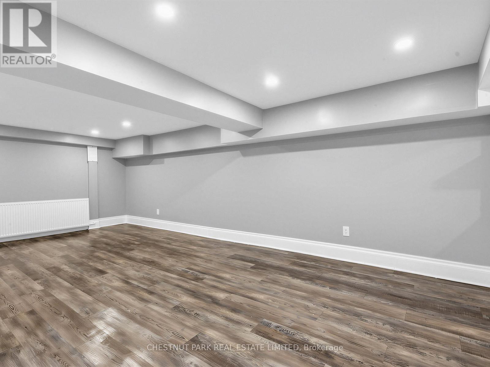R - 1 Kingswood Road, Toronto, Ontario  M4E 3N4 - Photo 17 - E13078764