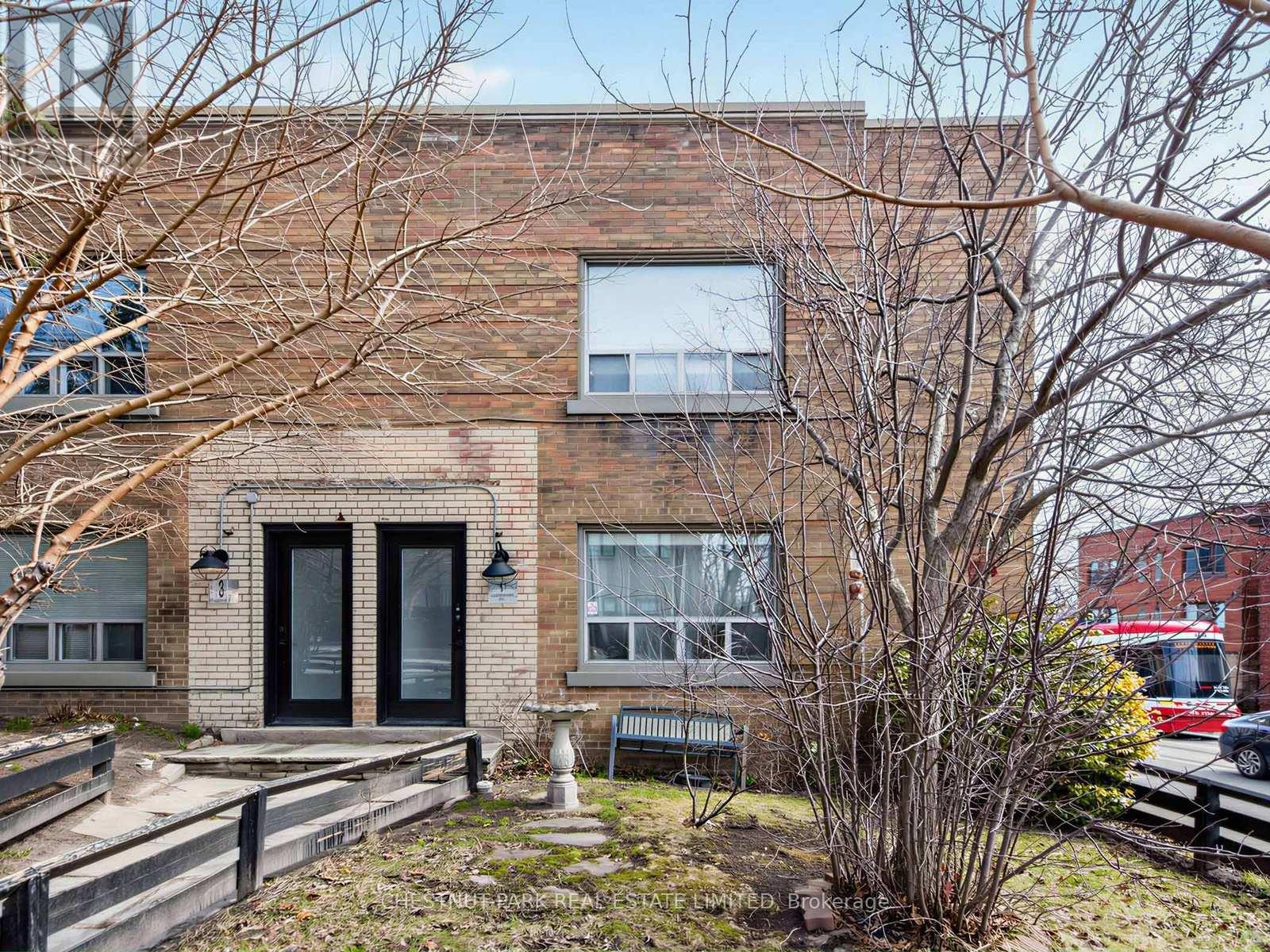 R - 1 Kingswood Road, Toronto, Ontario  M4E 3N4 - Photo 2 - E13078764