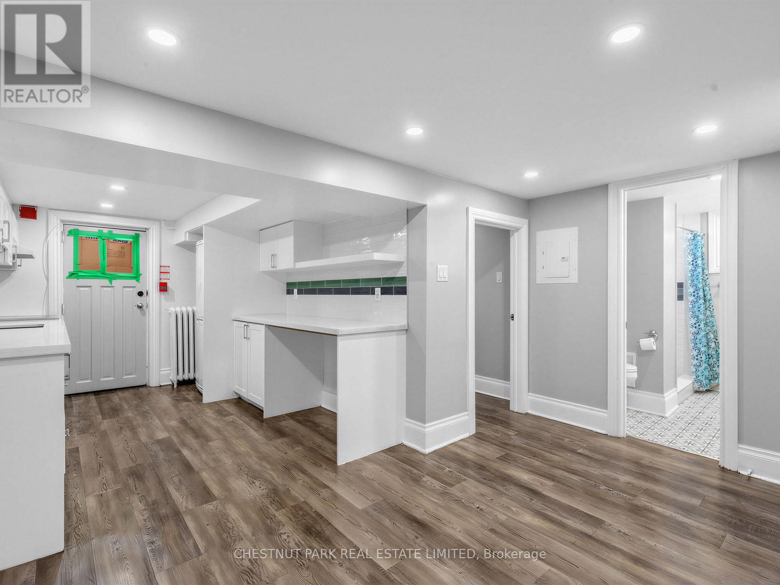 R - 1 Kingswood Road, Toronto, Ontario  M4E 3N4 - Photo 3 - E13078764