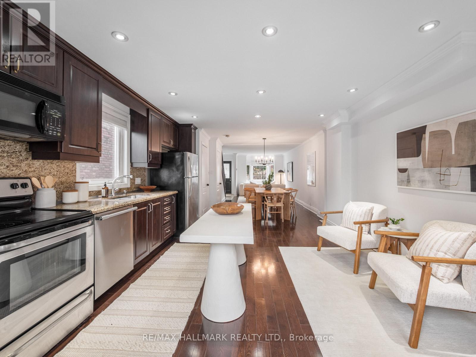 144 Floyd Avenue, Toronto, Ontario  M4K 2B7 - Photo 21 - E13078828