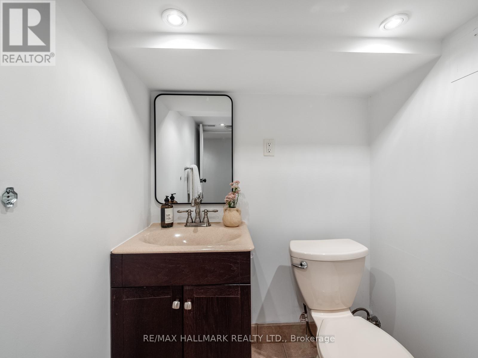 144 Floyd Avenue, Toronto, Ontario  M4K 2B7 - Photo 43 - E13078828