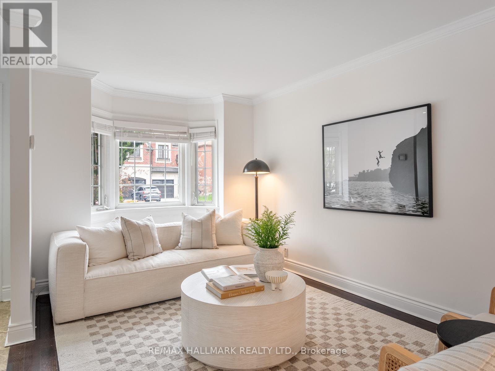 144 Floyd Avenue, Toronto, Ontario  M4K 2B7 - Photo 5 - E13078828