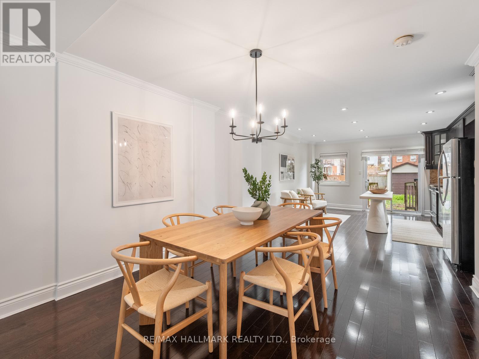 144 Floyd Avenue, Toronto, Ontario  M4K 2B7 - Photo 9 - E13078828