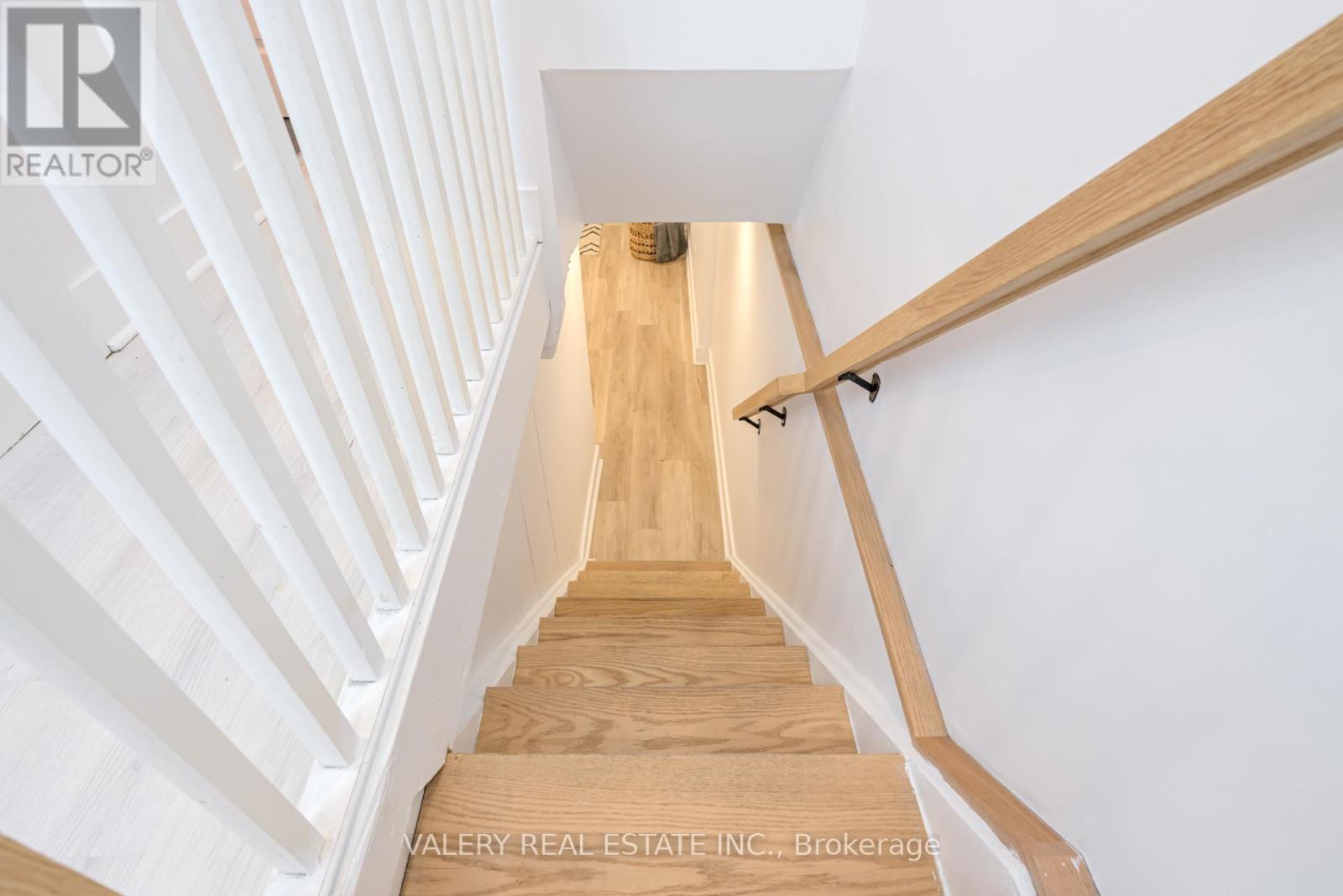 146 Hanson Street, Toronto, Ontario  M4C 1A4 - Photo 25 - E13078856