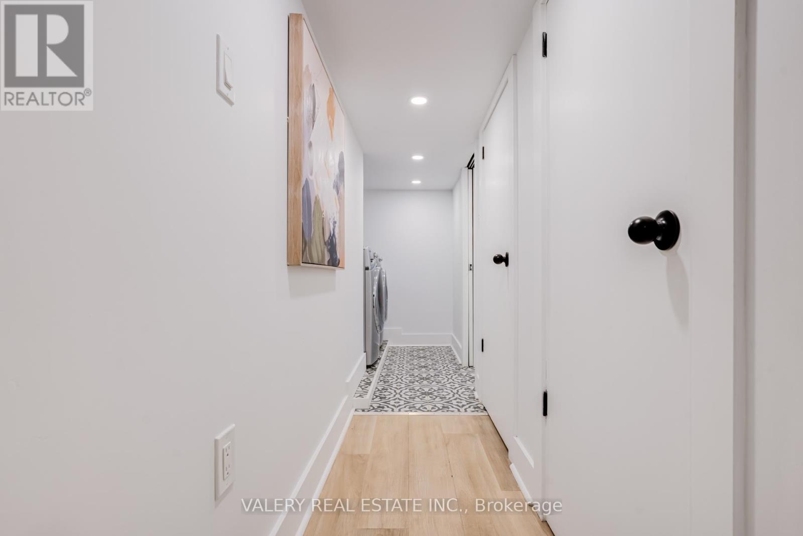 146 Hanson Street, Toronto, Ontario  M4C 1A4 - Photo 31 - E13078856