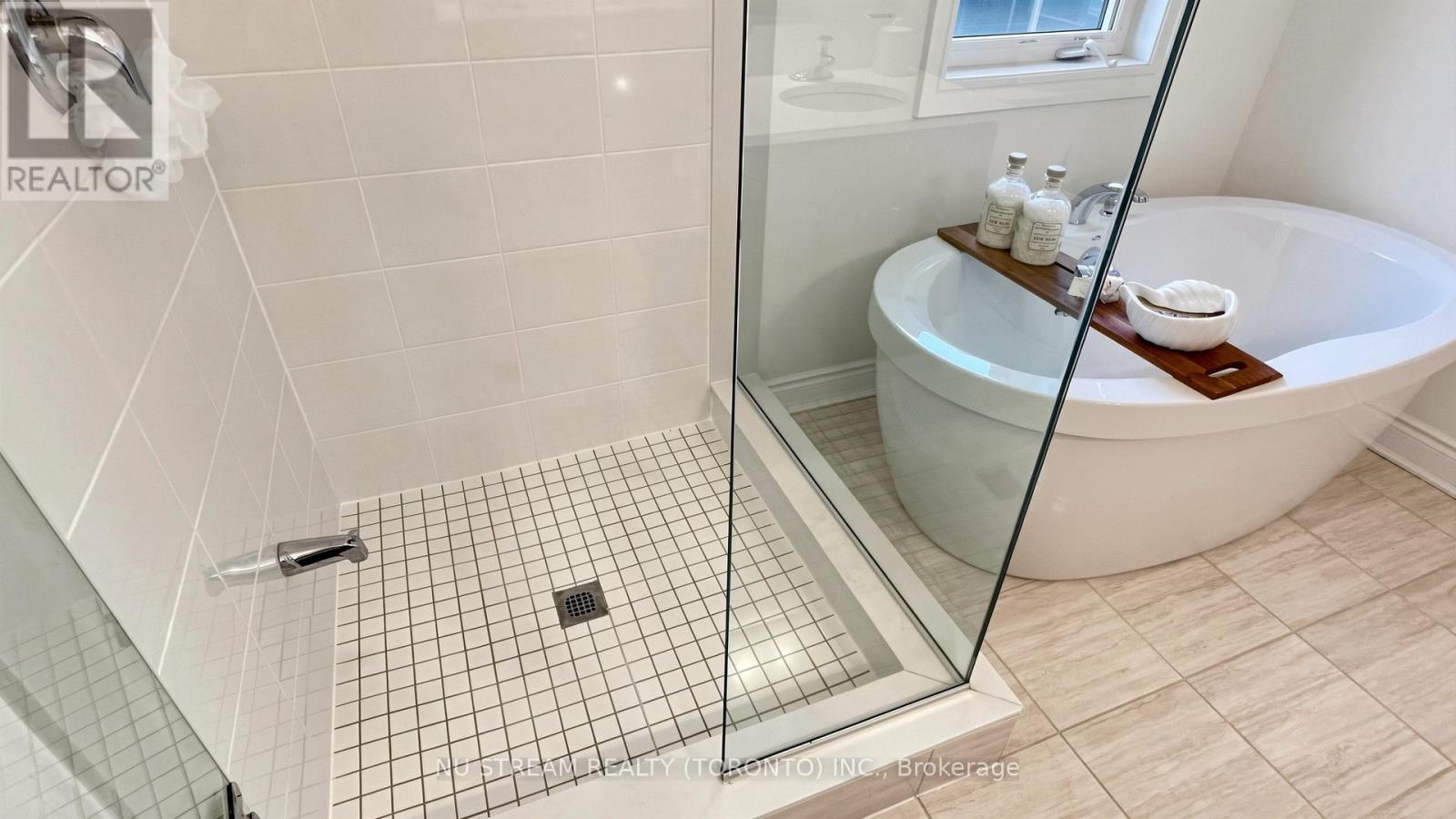 89 Hartney Drive, Richmond Hill, Ontario  L4S 0K5 - Photo 38 - N13072324
