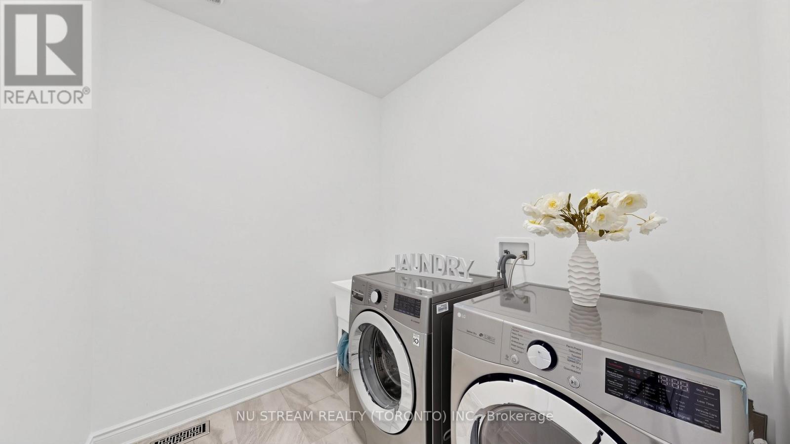 89 Hartney Drive, Richmond Hill, Ontario  L4S 0K5 - Photo 46 - N13072324