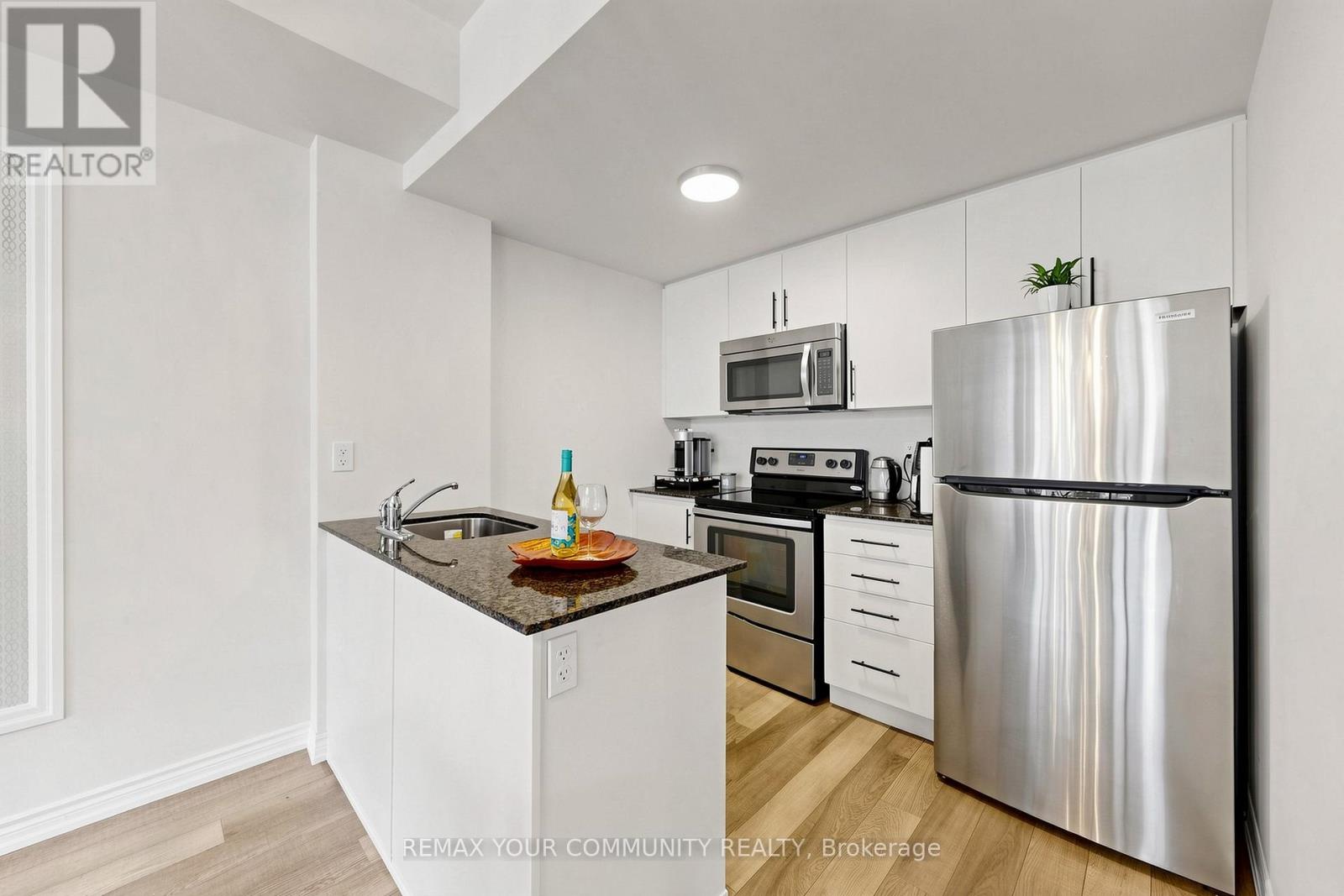 42 - 20 Carnation Avenue, Toronto, Ontario  M8V 0B8 - Photo 17 - W13069290