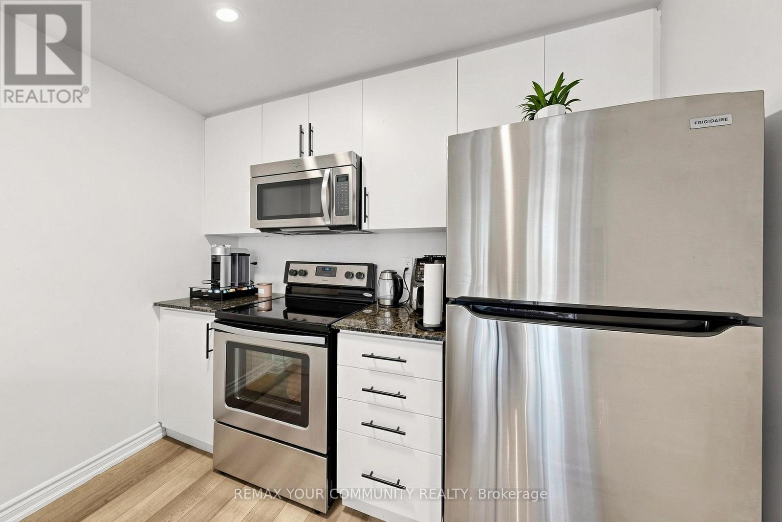 42 - 20 Carnation Avenue, Toronto, Ontario  M8V 0B8 - Photo 19 - W13069290