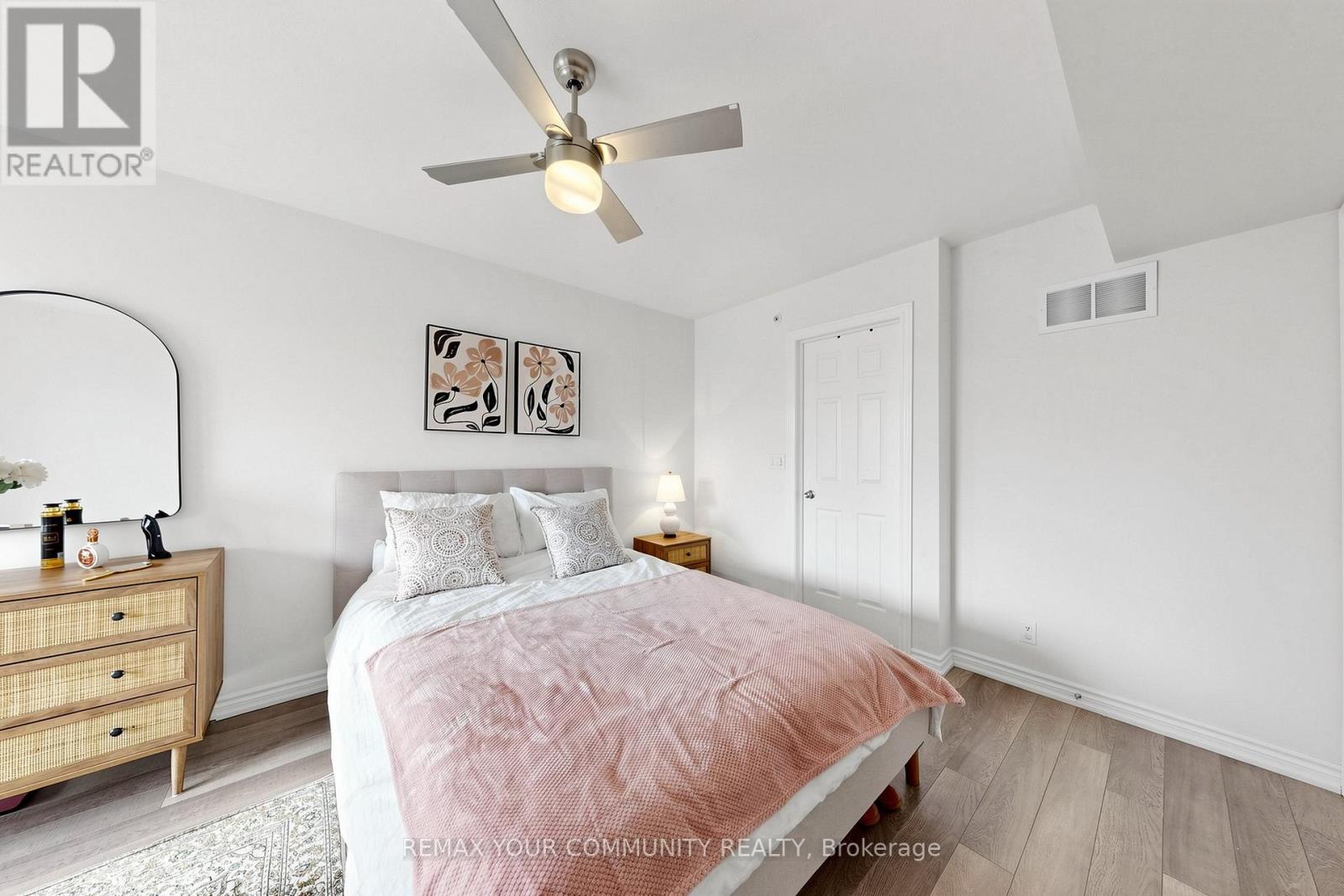 42 - 20 Carnation Avenue, Toronto, Ontario  M8V 0B8 - Photo 26 - W13069290