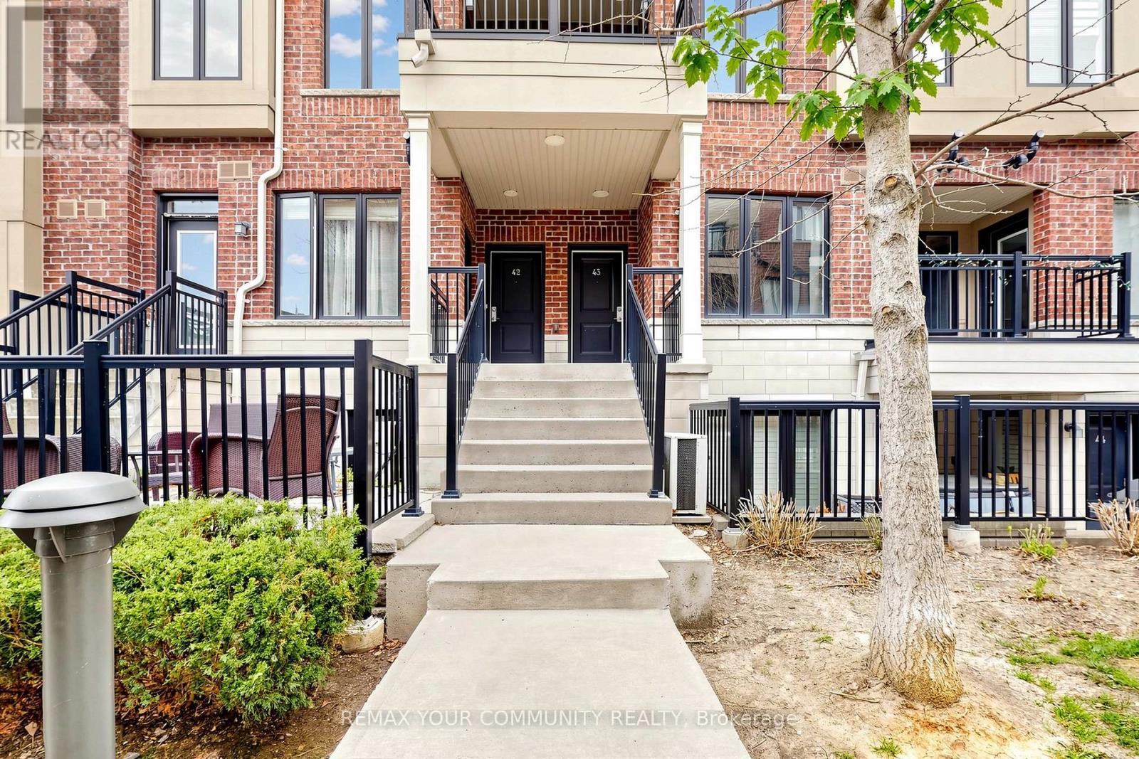 42 - 20 Carnation Avenue, Toronto, Ontario  M8V 0B8 - Photo 7 - W13069290