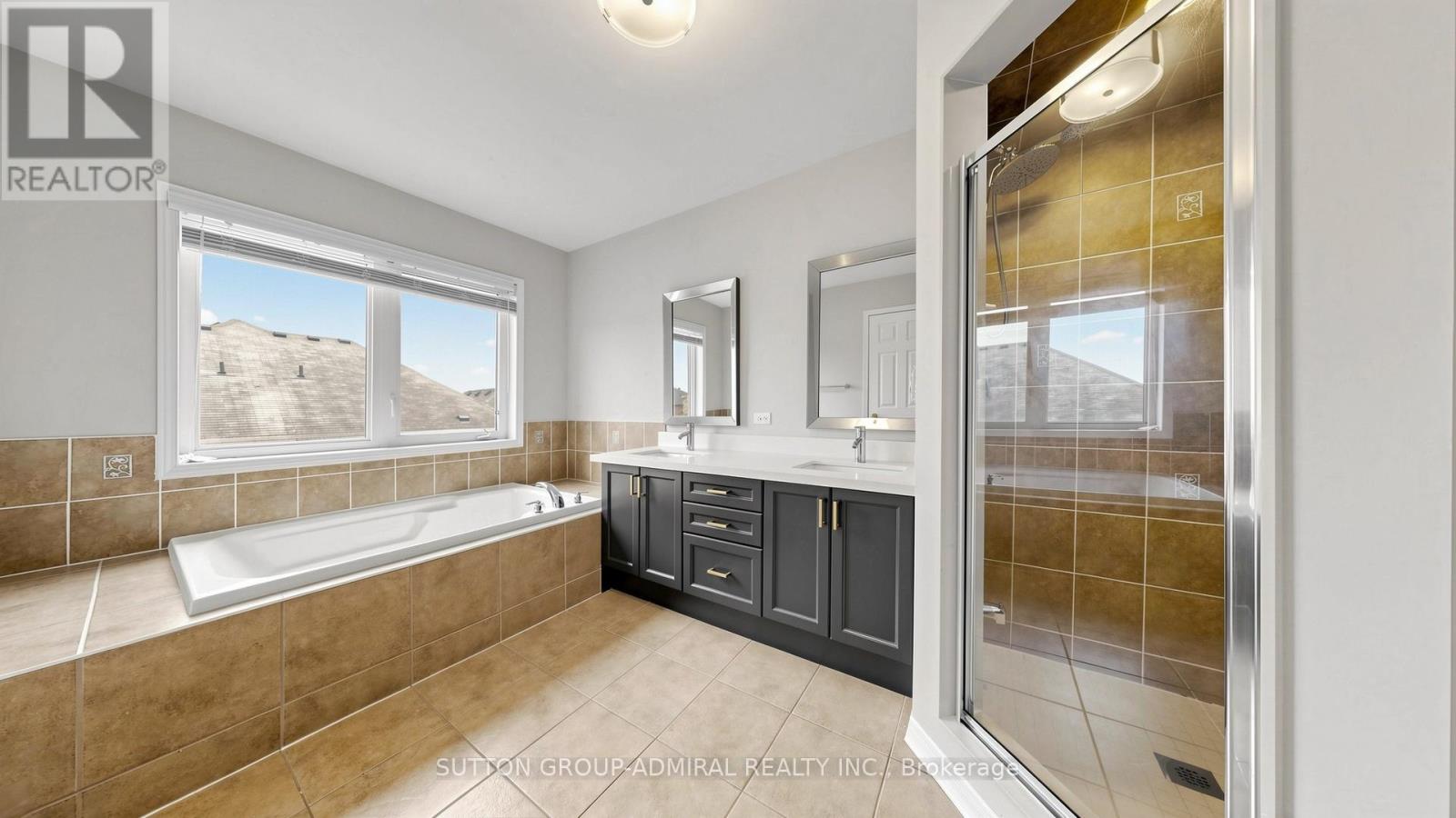 5 Quattro Avenue, Richmond Hill, Ontario  L4E 0S5 - Photo 25 - N13078824