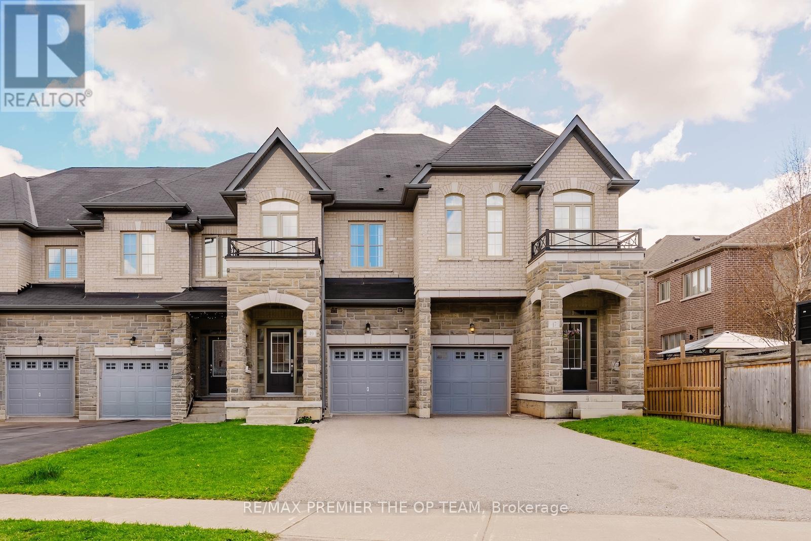 49 Walter Procter Road, East Gwillimbury, Ontario  L9N 0P1 - Photo 3 - N13078938