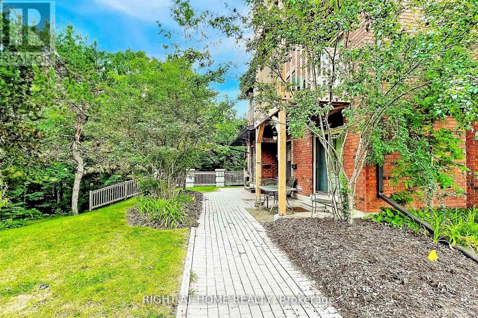 3 - 20 Evergreen Court, Barrie (Ardagh), Ontario  L4N 6W8 - Photo 2 - S13078816