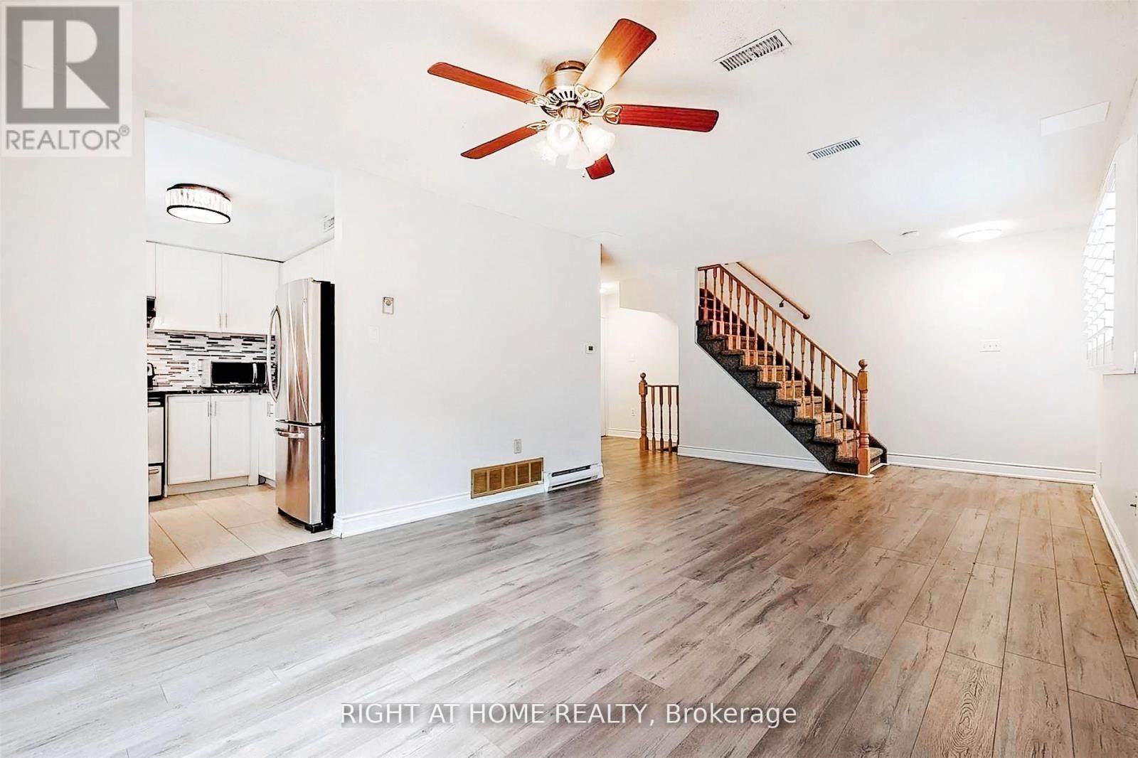 3 - 20 Evergreen Court, Barrie (Ardagh), Ontario  L4N 6W8 - Photo 3 - S13078816