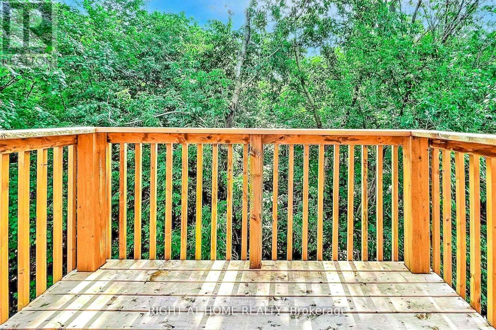 3 - 20 Evergreen Court, Barrie (Ardagh), Ontario  L4N 6W8 - Photo 6 - S13078816