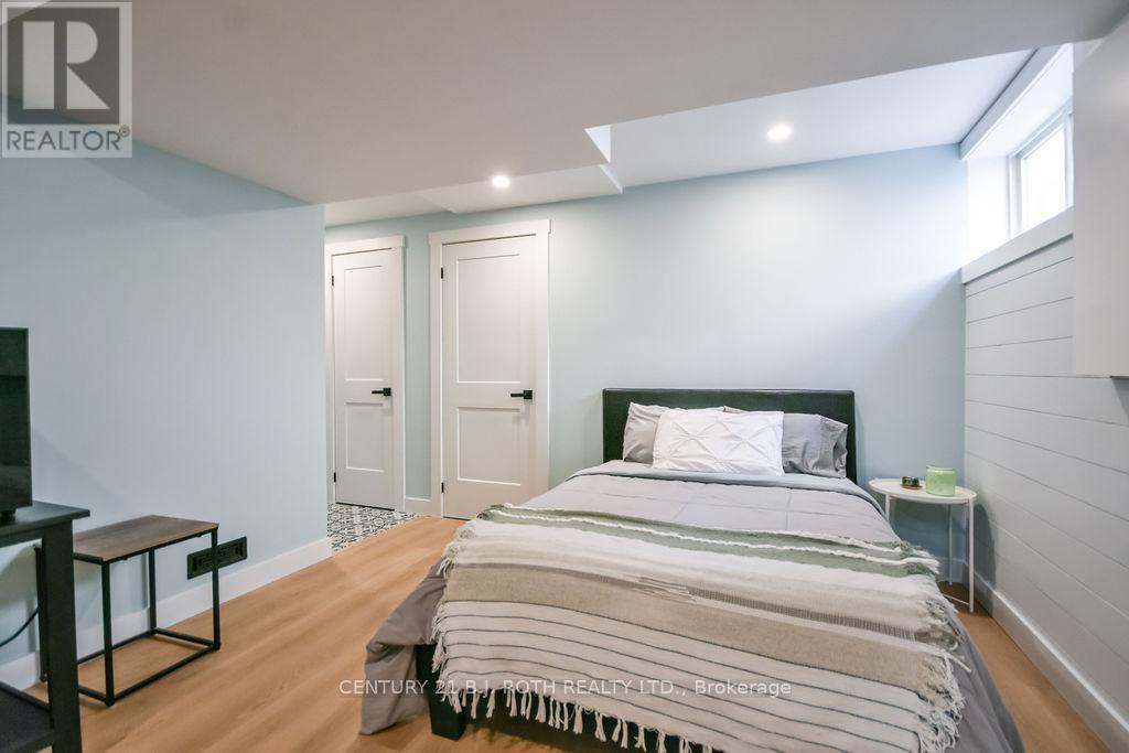 14 Trask Drive, Barrie (Ardagh), Ontario  L4N 5R4 - Photo 18 - S13078846