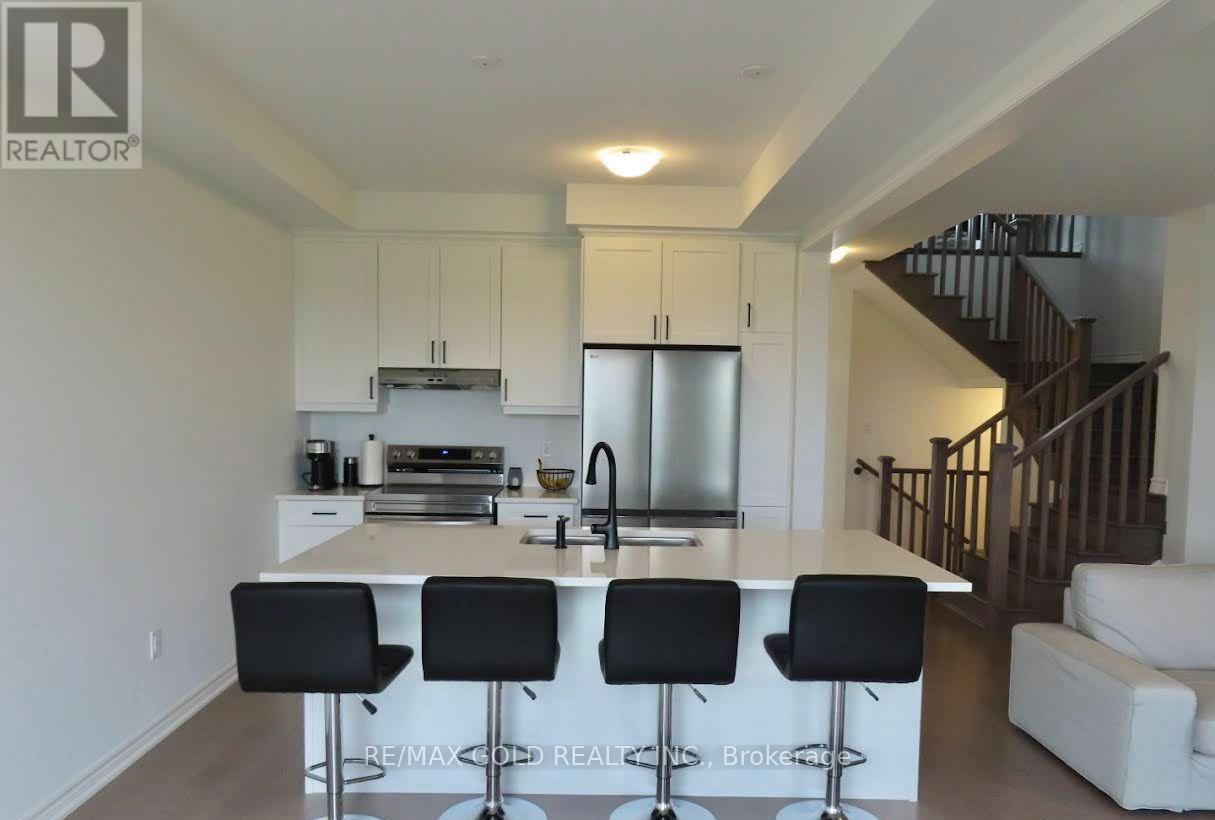 50 Yorkshire Drive, Barrie, Ontario  L9J 1B2 - Photo 13 - S13078930