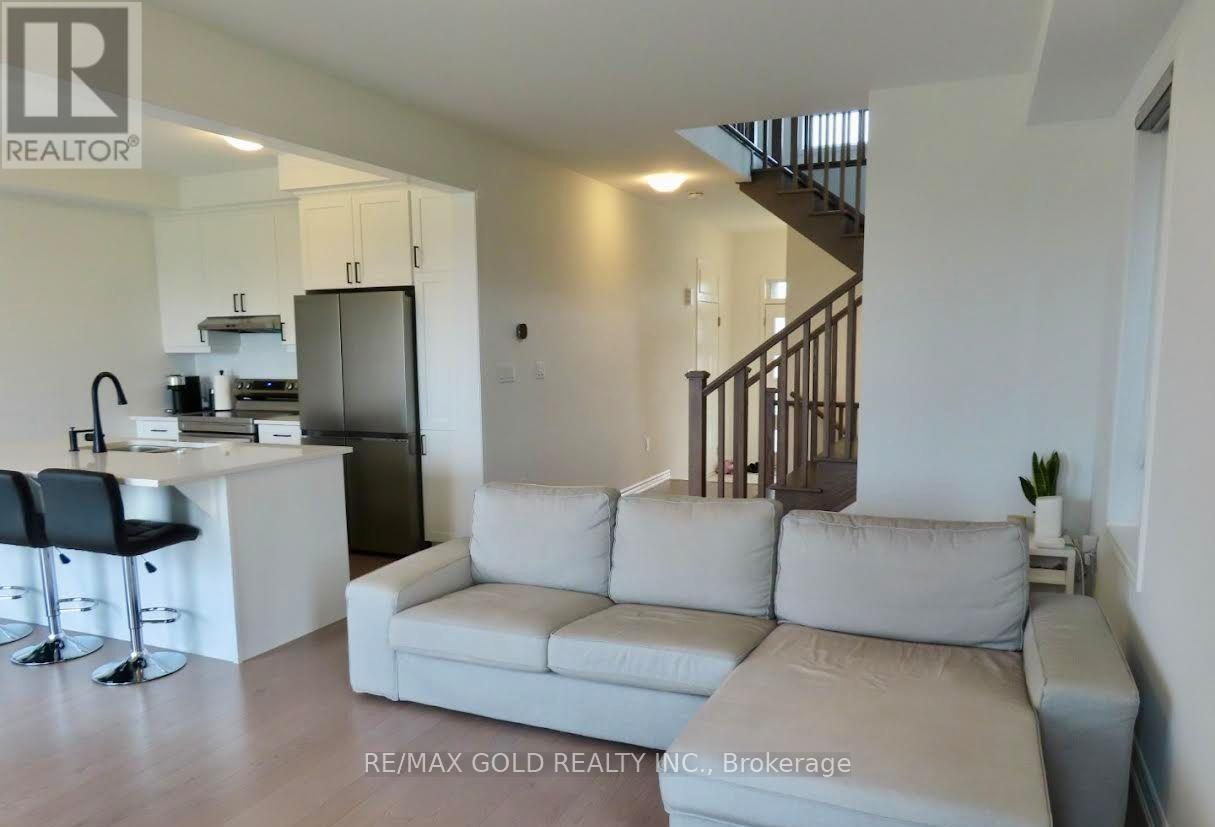 50 Yorkshire Drive, Barrie, Ontario  L9J 1B2 - Photo 9 - S13078930