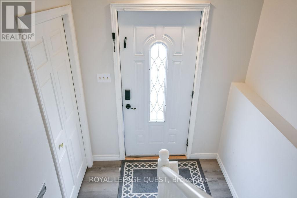 48 Louise Lane, Orillia, Ontario  L3V 7W1 - Photo 2 - S13078952