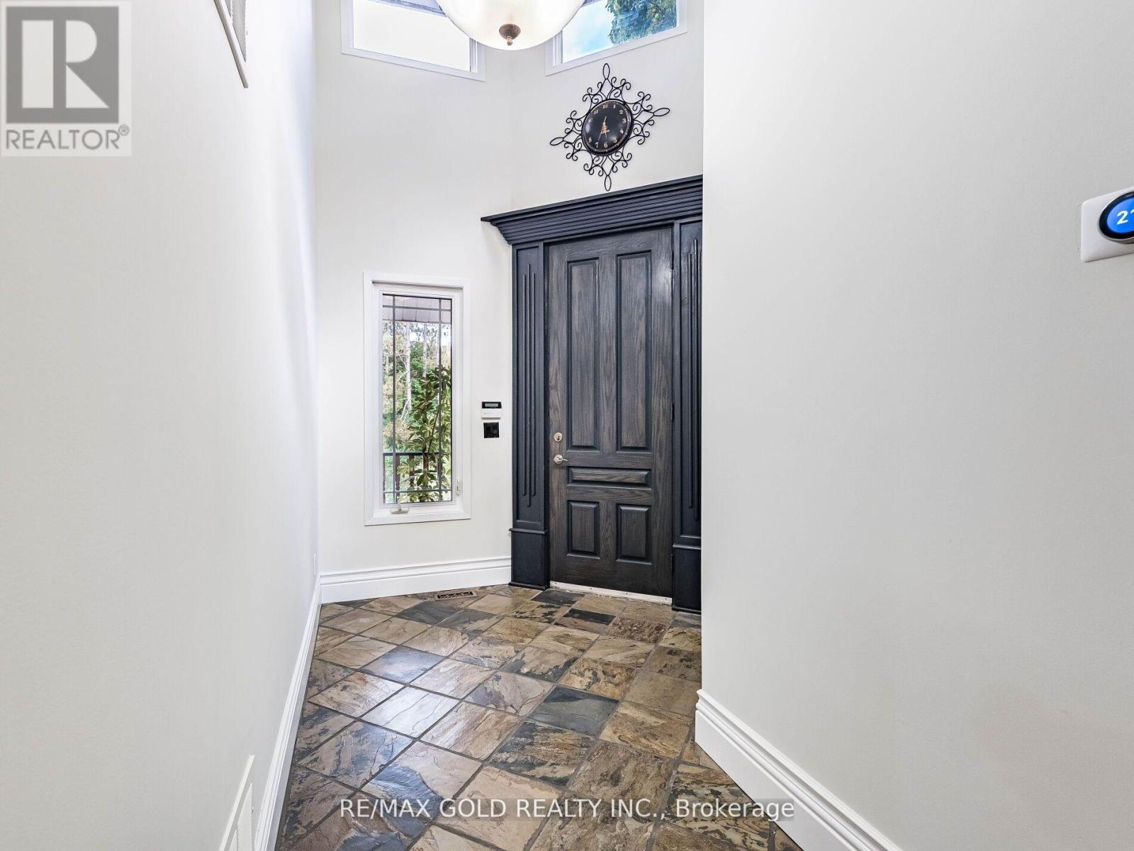20054 Horseshoe Hill Road, Caledon, Ontario  L7K 2B6 - Photo 7 - W13078722