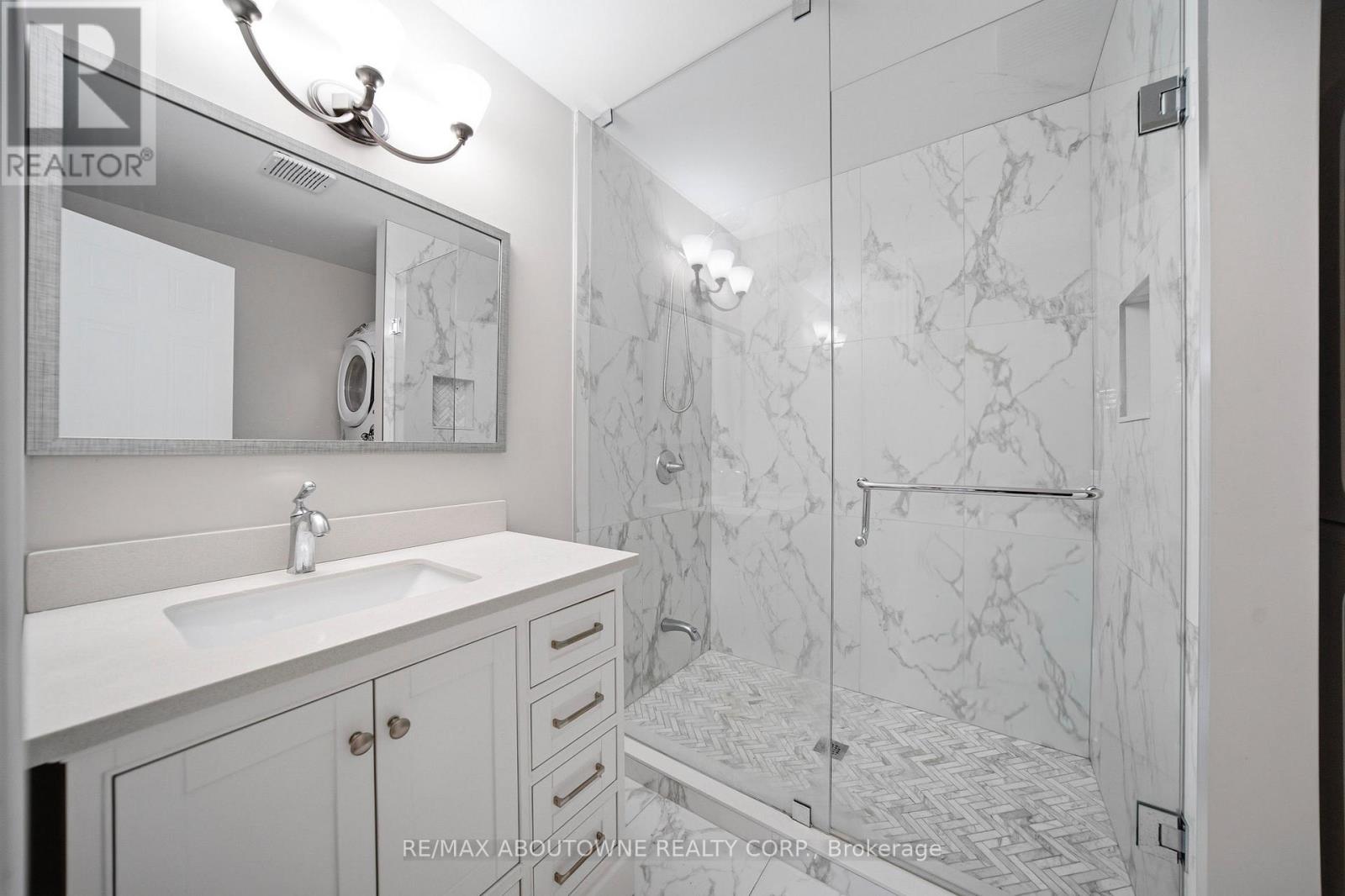 5129 Boardwalk Drive, Mississauga, Ontario  L5R 3X7 - Photo 14 - W13078726