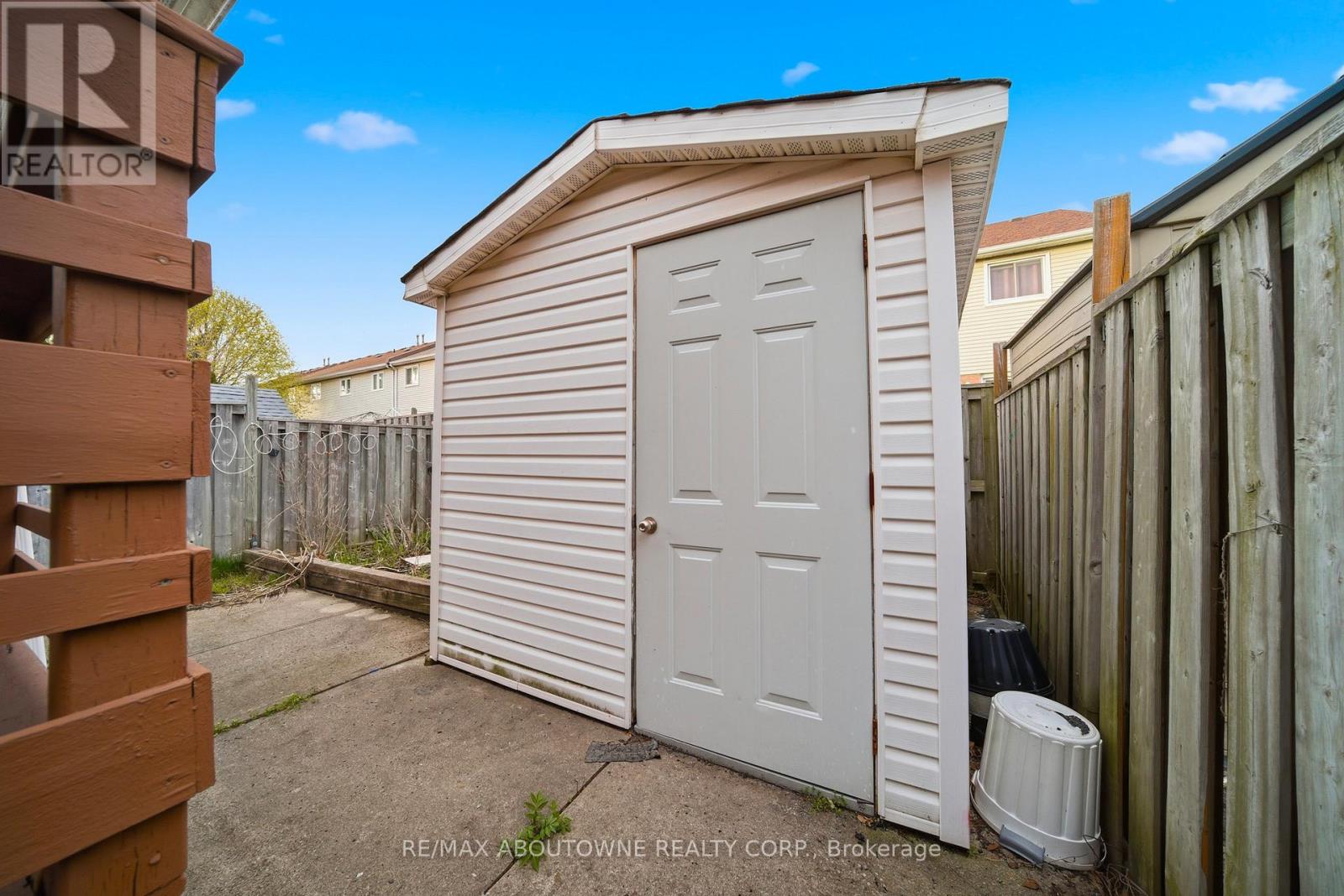 5129 Boardwalk Drive, Mississauga, Ontario  L5R 3X7 - Photo 31 - W13078726