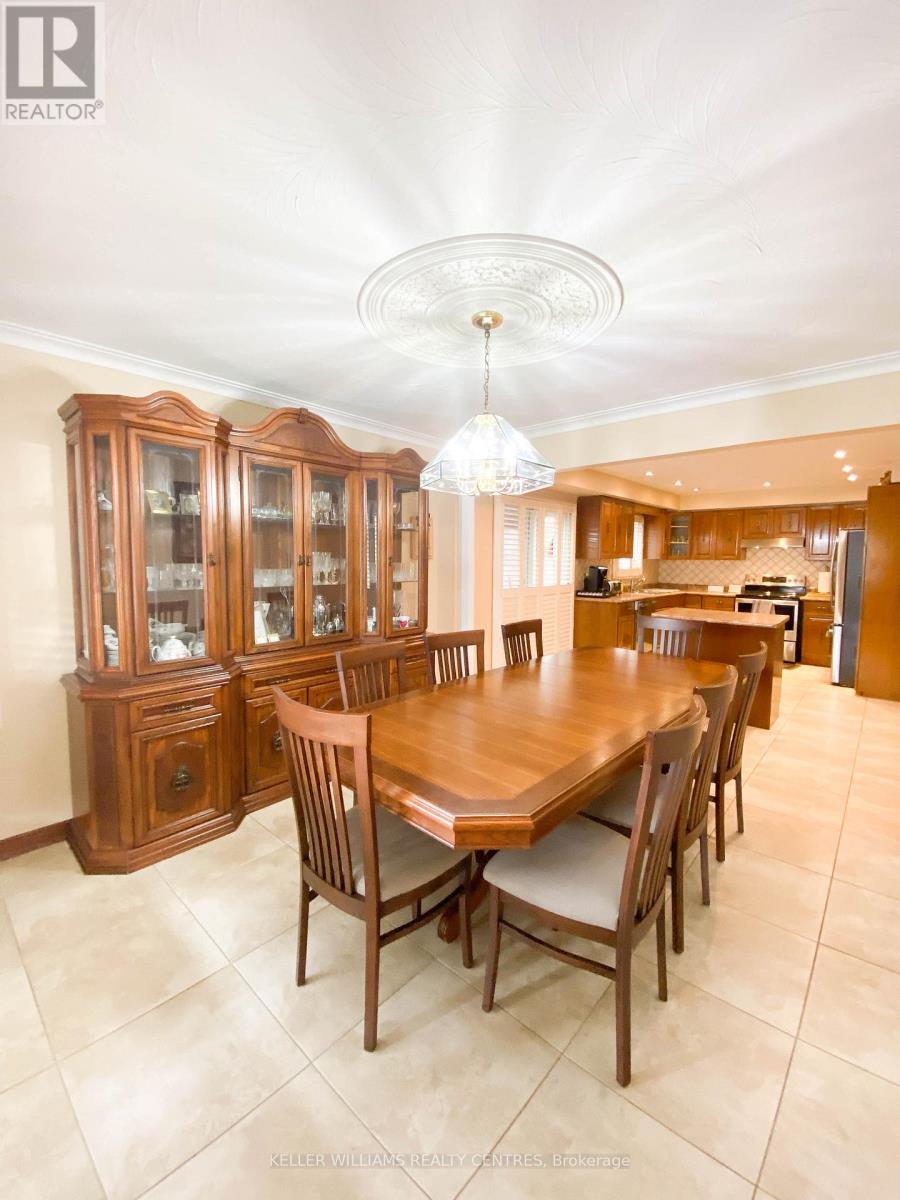 30 Clubhouse Court, Toronto, Ontario  M3L 2K5 - Photo 17 - W13078732