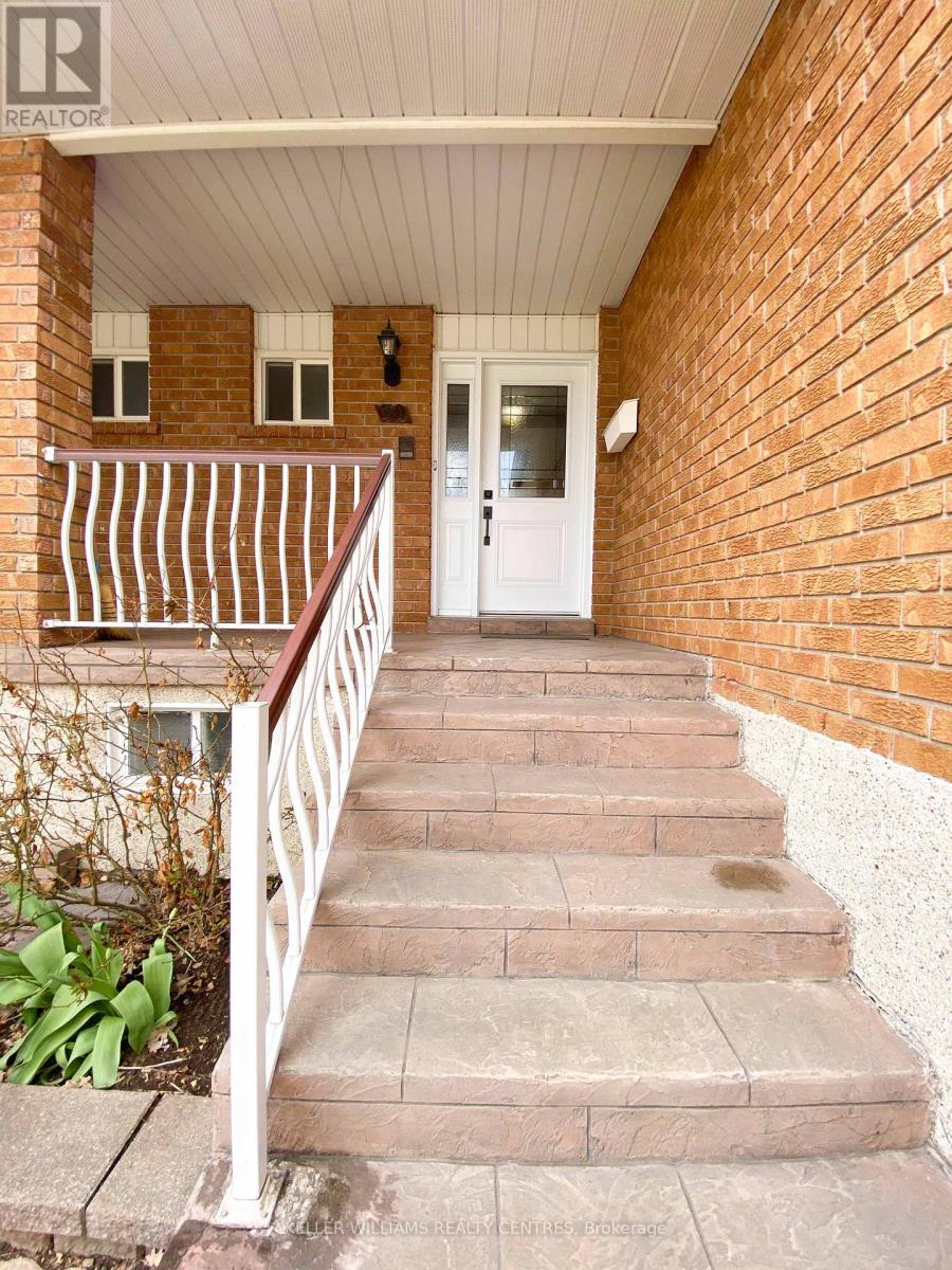 30 Clubhouse Court, Toronto, Ontario  M3L 2K5 - Photo 3 - W13078732