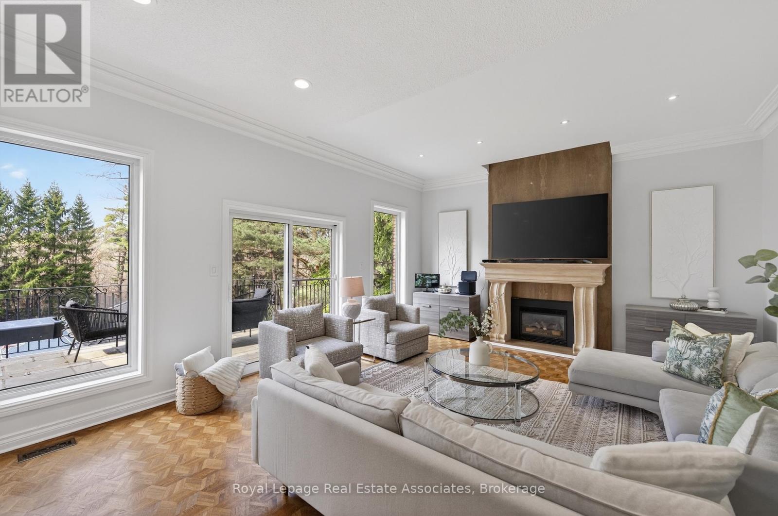 12 Westmount Park Road, Toronto, Ontario  M9P 1R5 - Photo 15 - W13078768