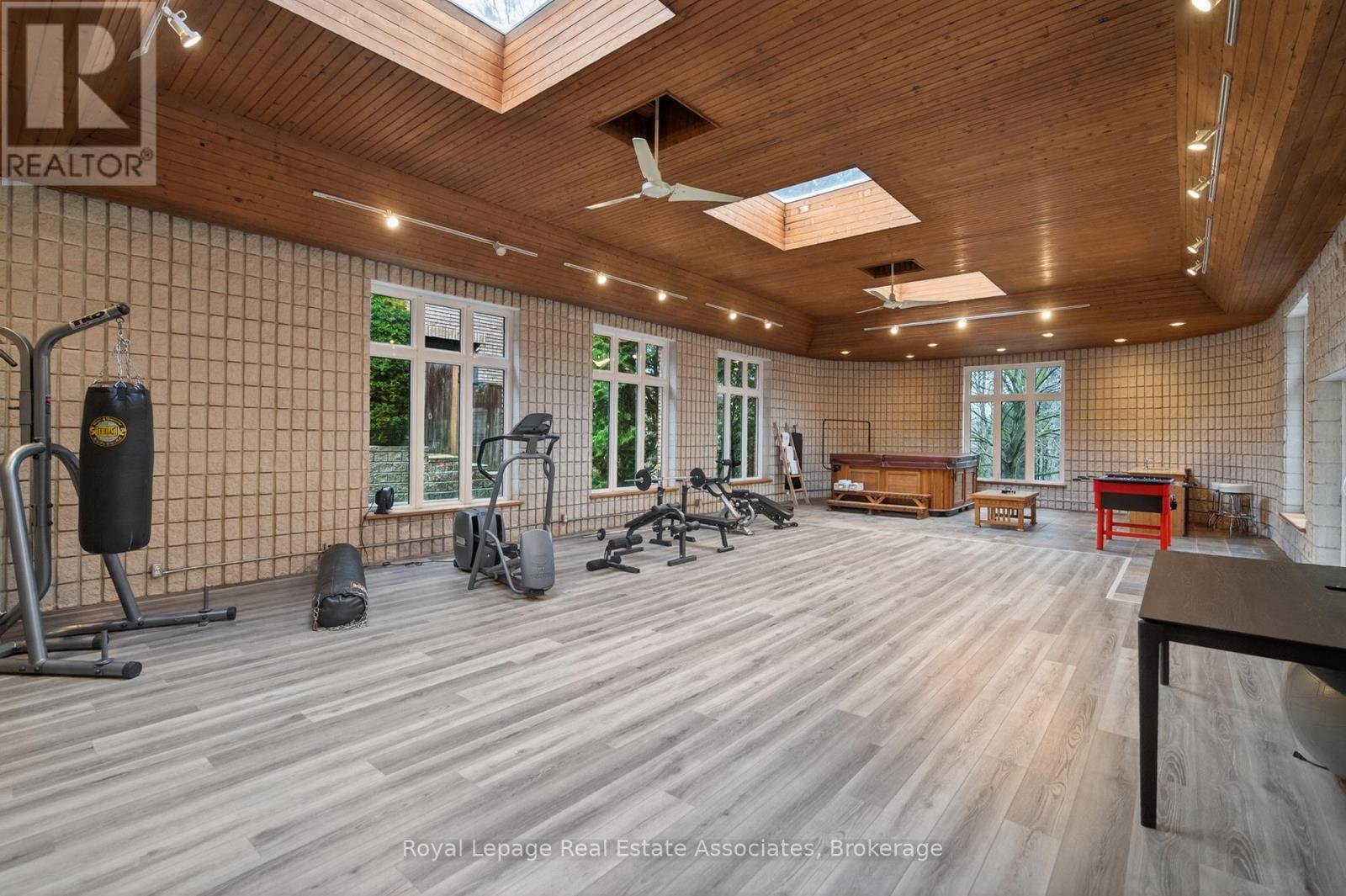 12 Westmount Park Road, Toronto, Ontario  M9P 1R5 - Photo 35 - W13078768