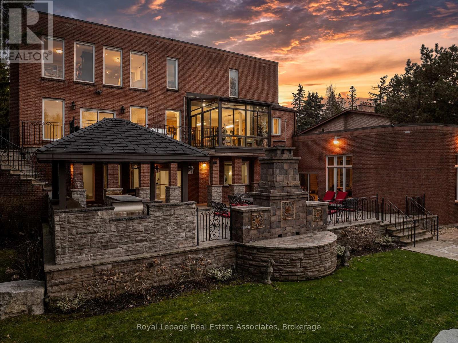 12 Westmount Park Road, Toronto, Ontario  M9P 1R5 - Photo 49 - W13078768