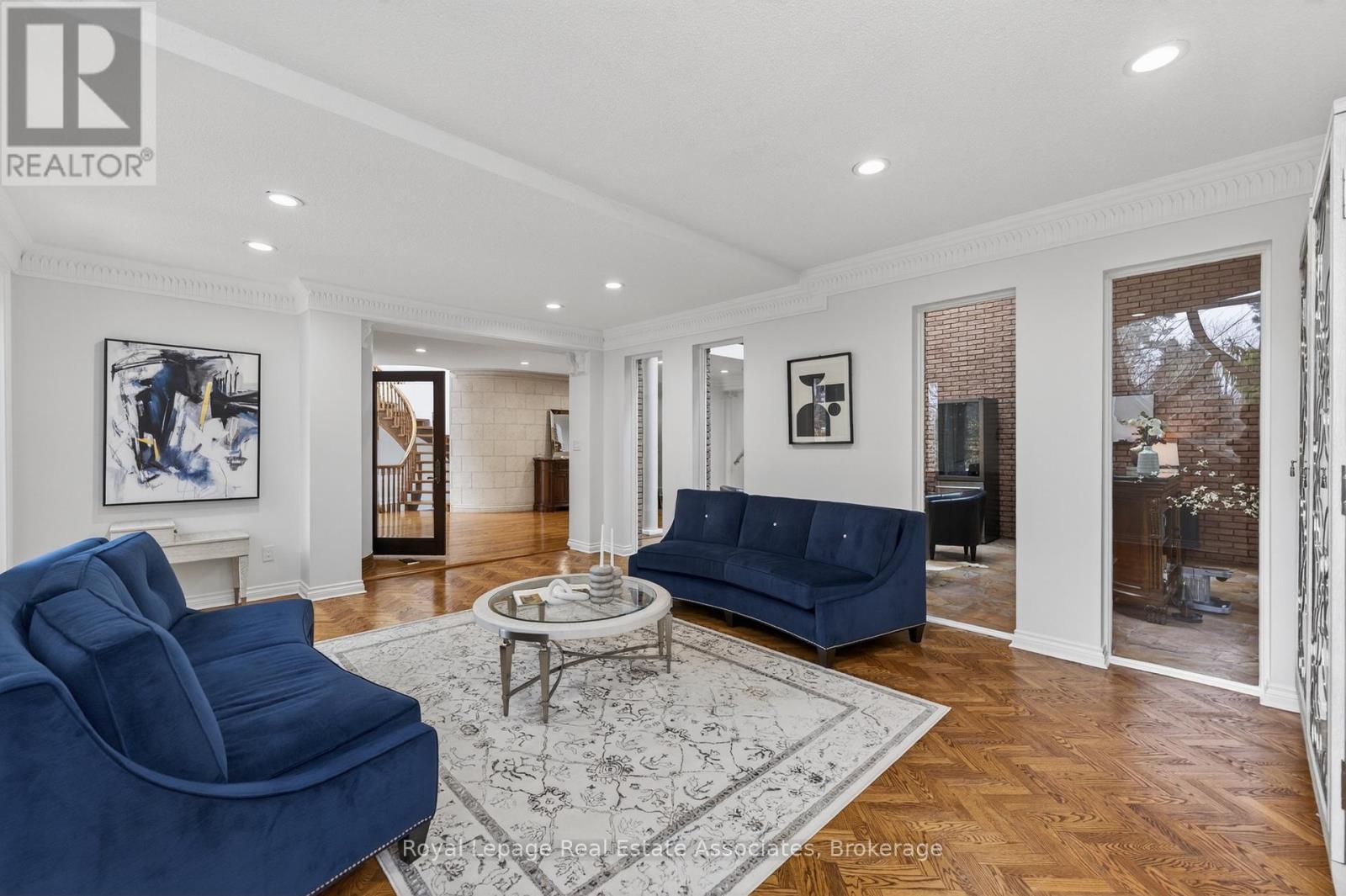 12 Westmount Park Road, Toronto, Ontario  M9P 1R5 - Photo 7 - W13078768