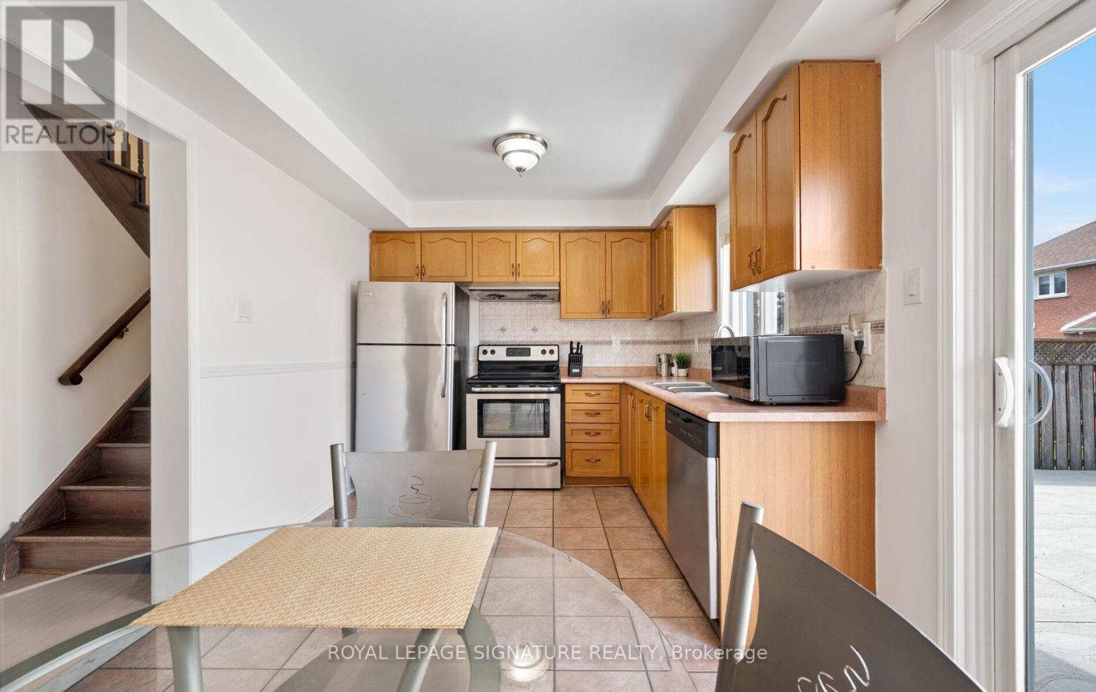 7 Kitto Court, Brampton, Ontario  L6Y 5A9 - Photo 21 - W13078842