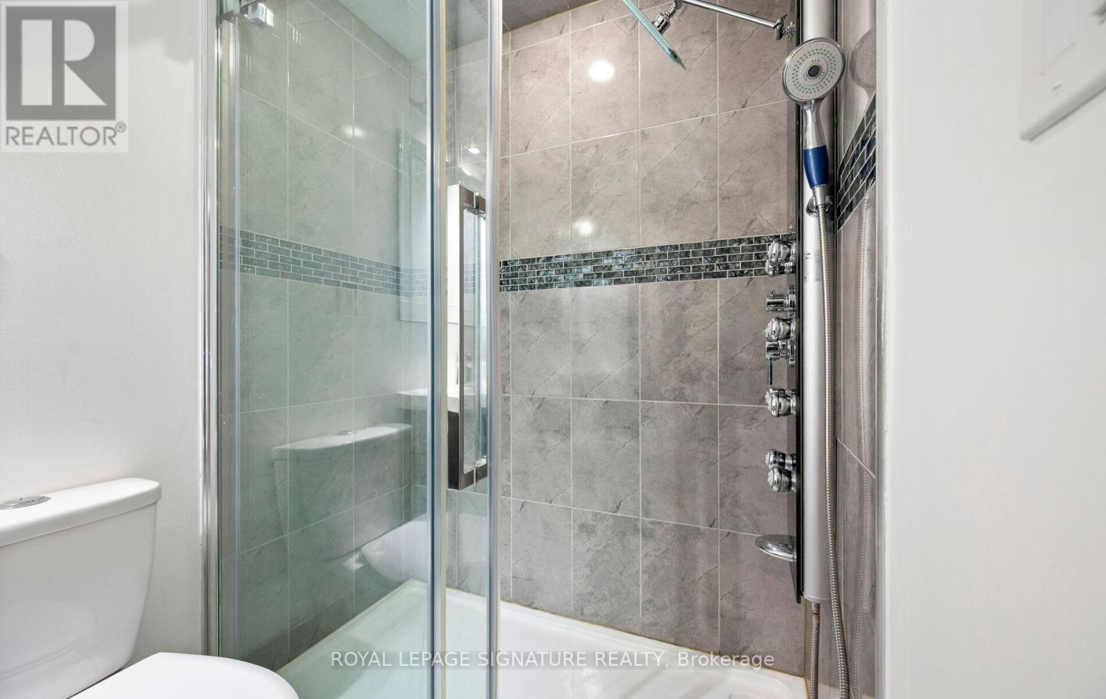 7 Kitto Court, Brampton, Ontario  L6Y 5A9 - Photo 46 - W13078842