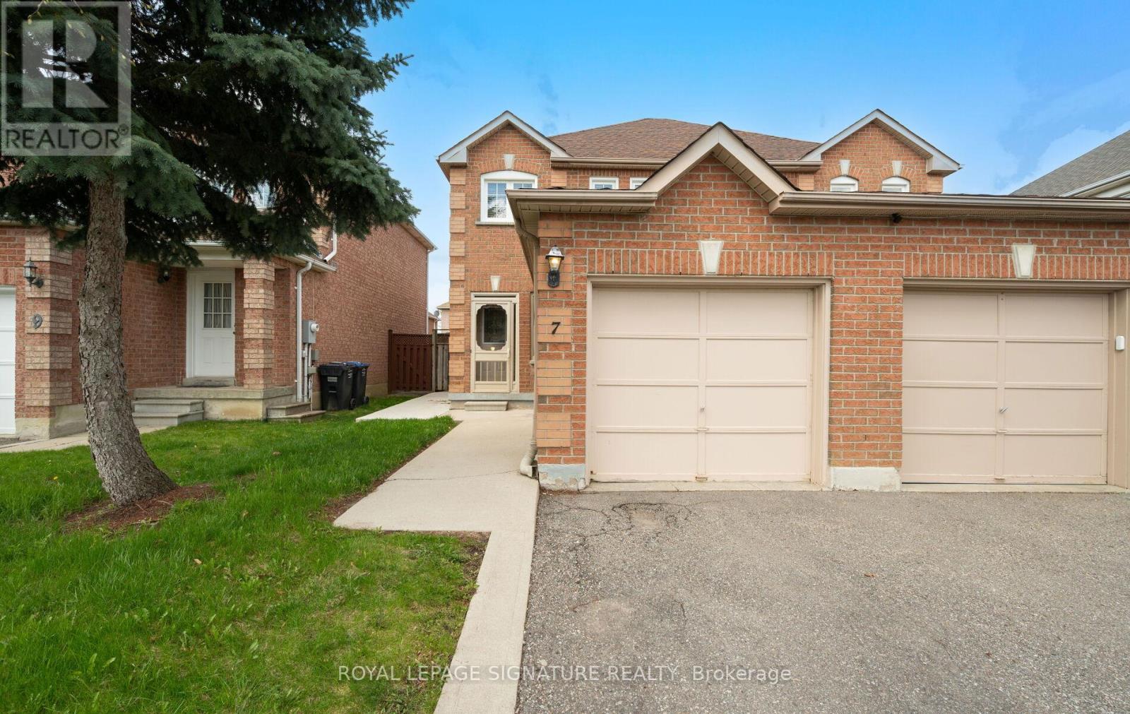 7 Kitto Court, Brampton, Ontario  L6Y 5A9 - Photo 5 - W13078842