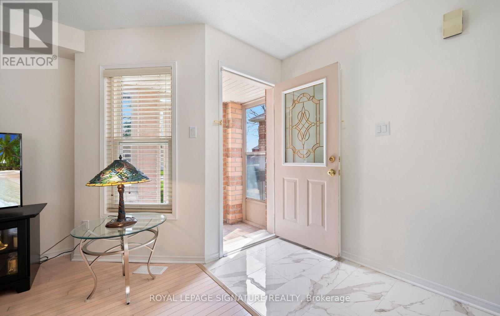 7 Kitto Court, Brampton, Ontario  L6Y 5A9 - Photo 9 - W13078842