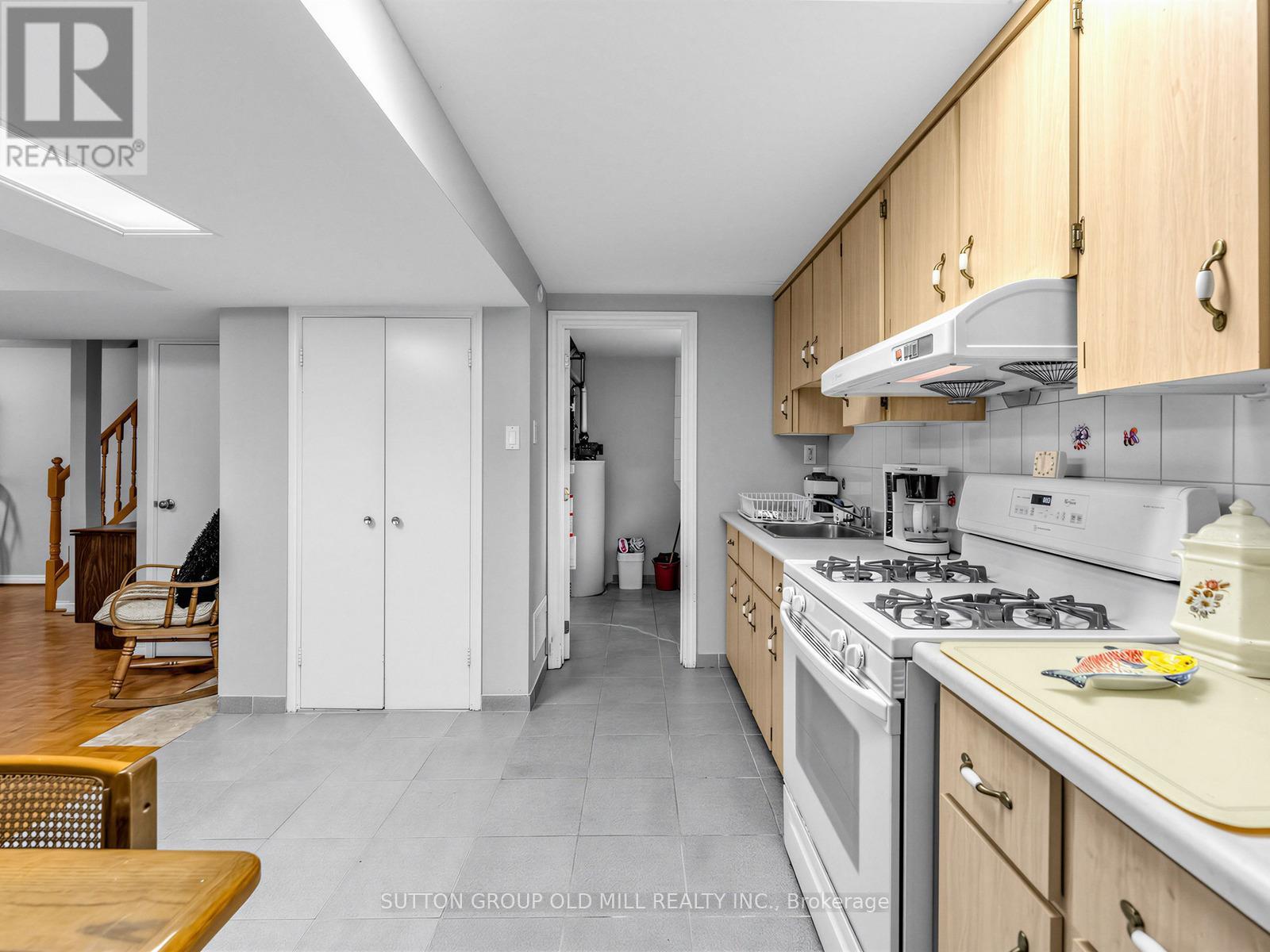 4157 Ottewell Crescent, Mississauga, Ontario  L4W 4A4 - Photo 12 - W13078868